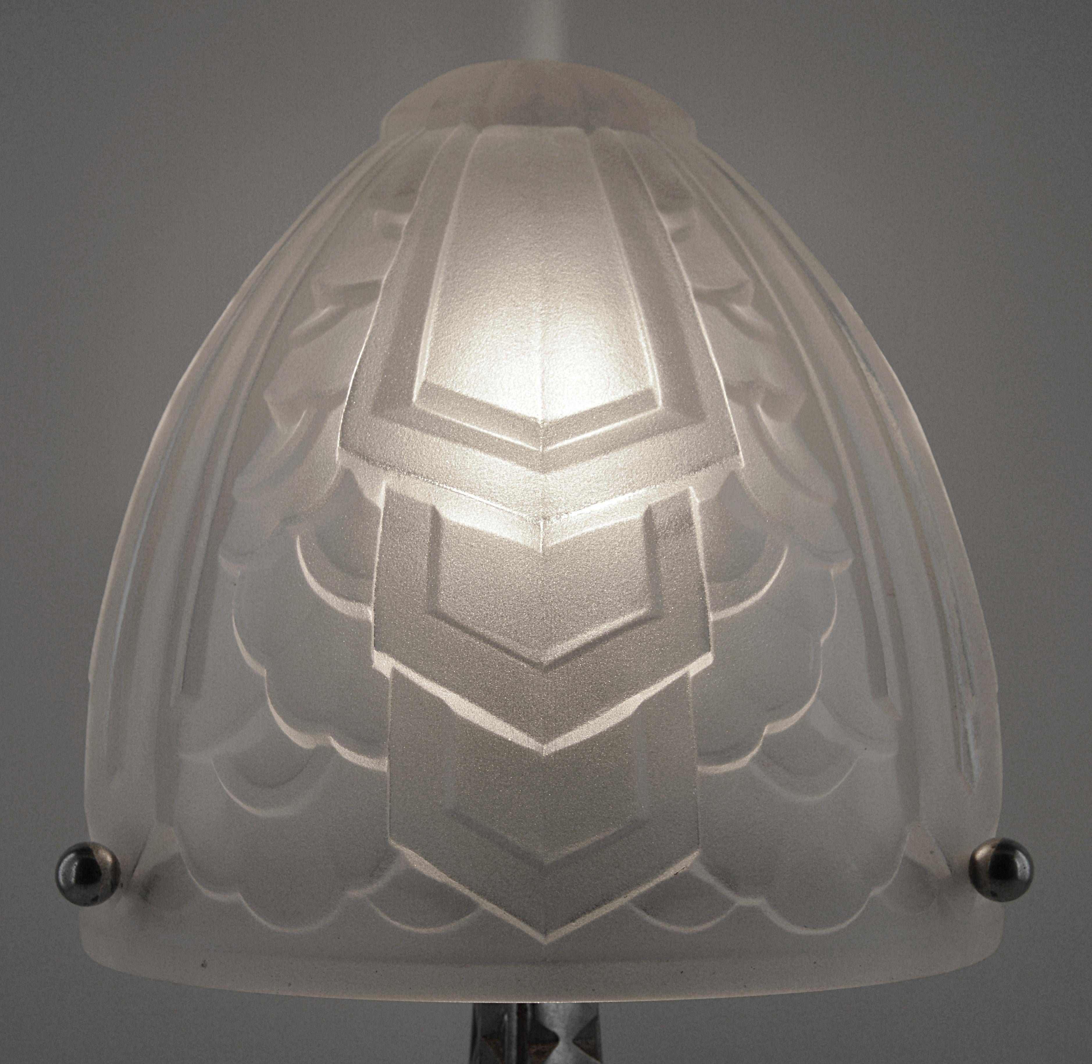 Molded SEVB French Art Deco Table Lamp, 1930s