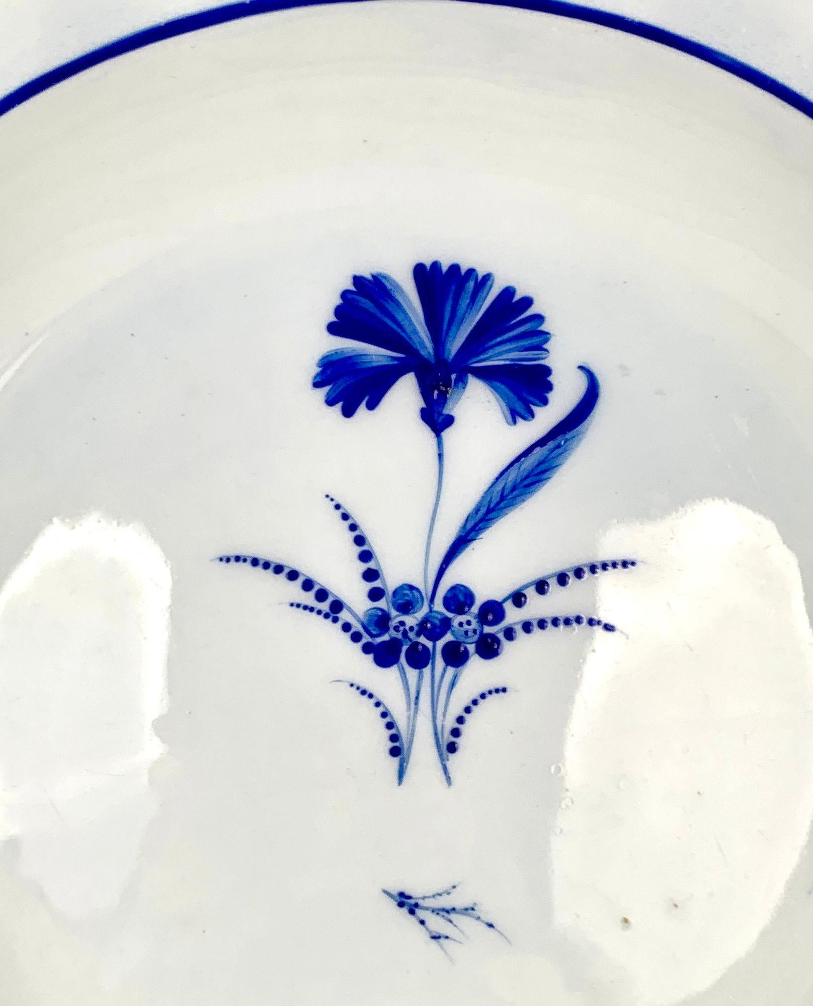 Seven Antique Blue and White Porcelain Soup Dishes Made by Derby England C-1805 In Excellent Condition For Sale In Katonah, NY