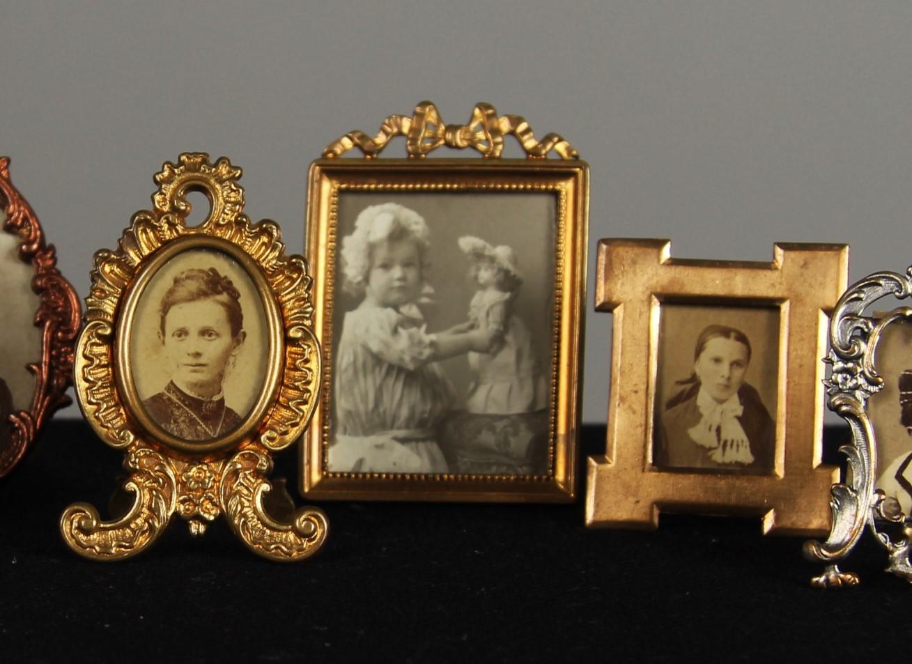 Convolute of seven antique miniature picture frames from France, circa 1880s.
Each one is beautiful and unique. 
Frame size approximately 4,5 x 6 cm.

French picture frames from the Victorian era are an expression of an epoch that was known for its