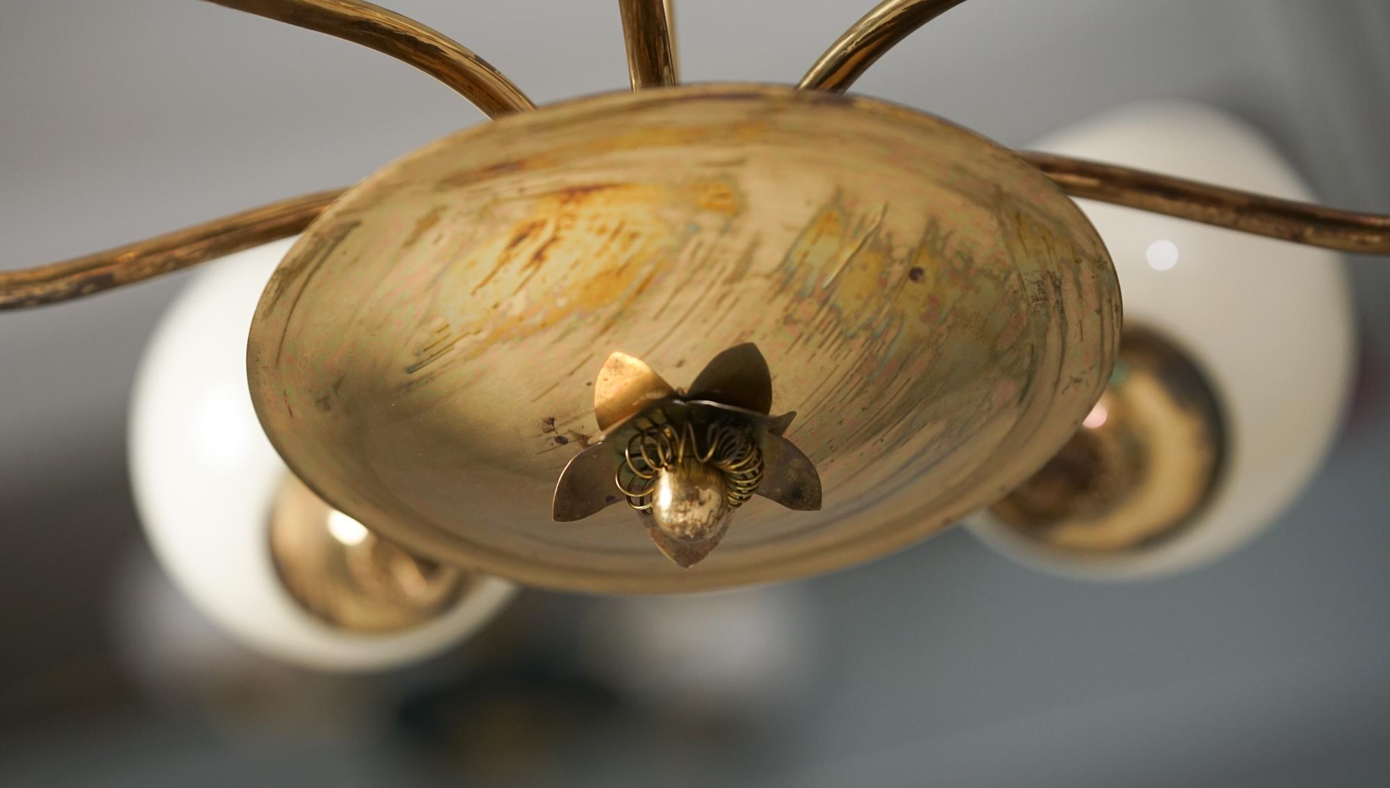 Seven Arm Chandelier, Attributed to Itsu, Finland, 1950s In Good Condition For Sale In Helsinki, Uusimaa