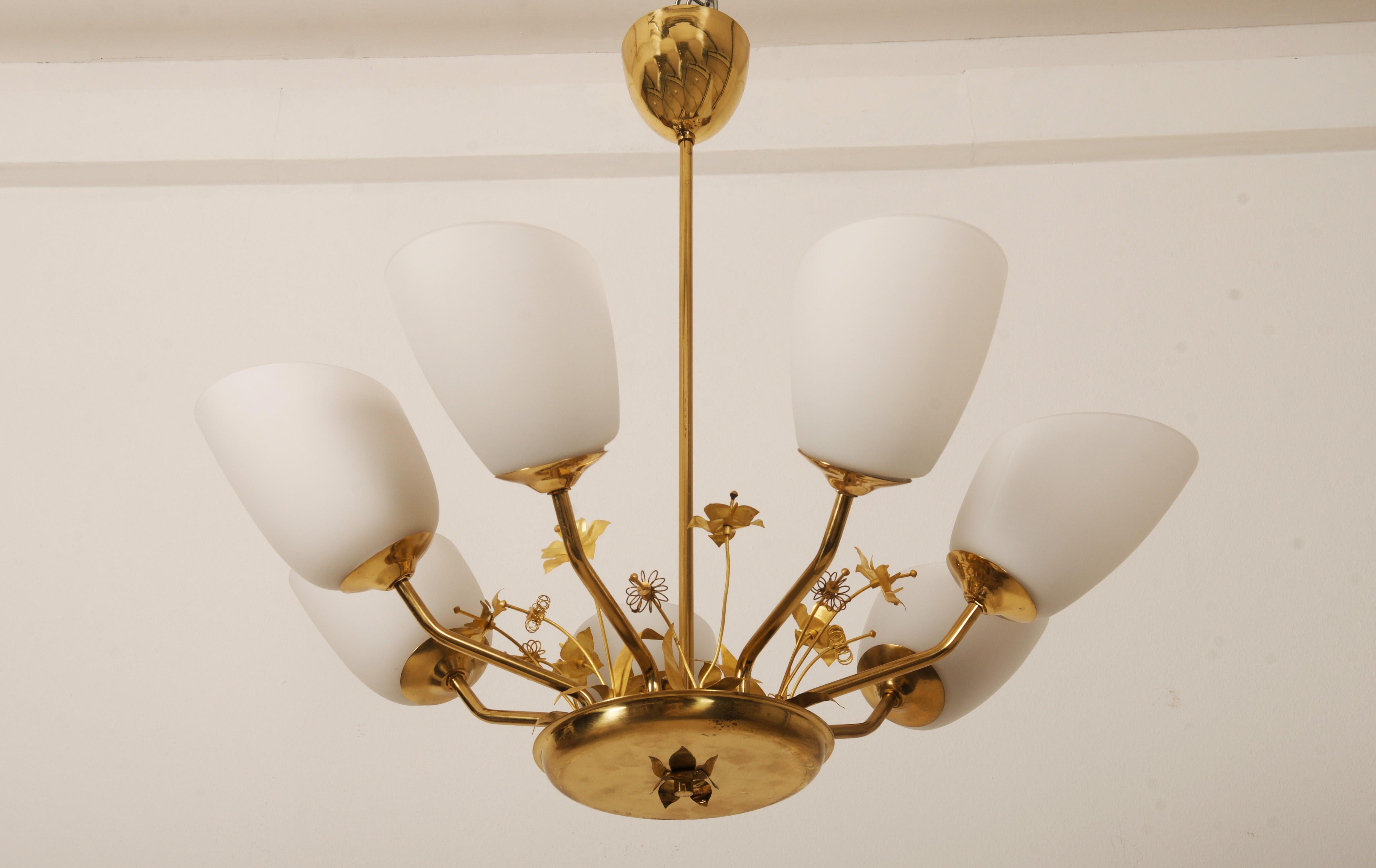 Mid-Century Modern Seven Arms Chandelier Attr. to Paavo Tynell