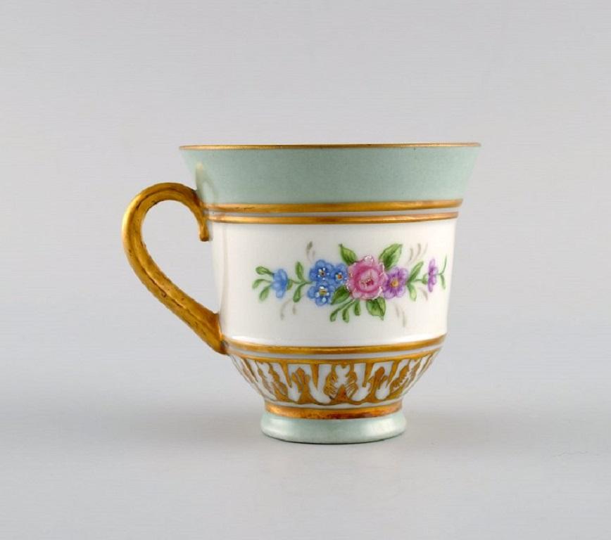 Hand-Painted Seven Bing & Grøndahl Coffee Cups with Saucers, 1960s For Sale