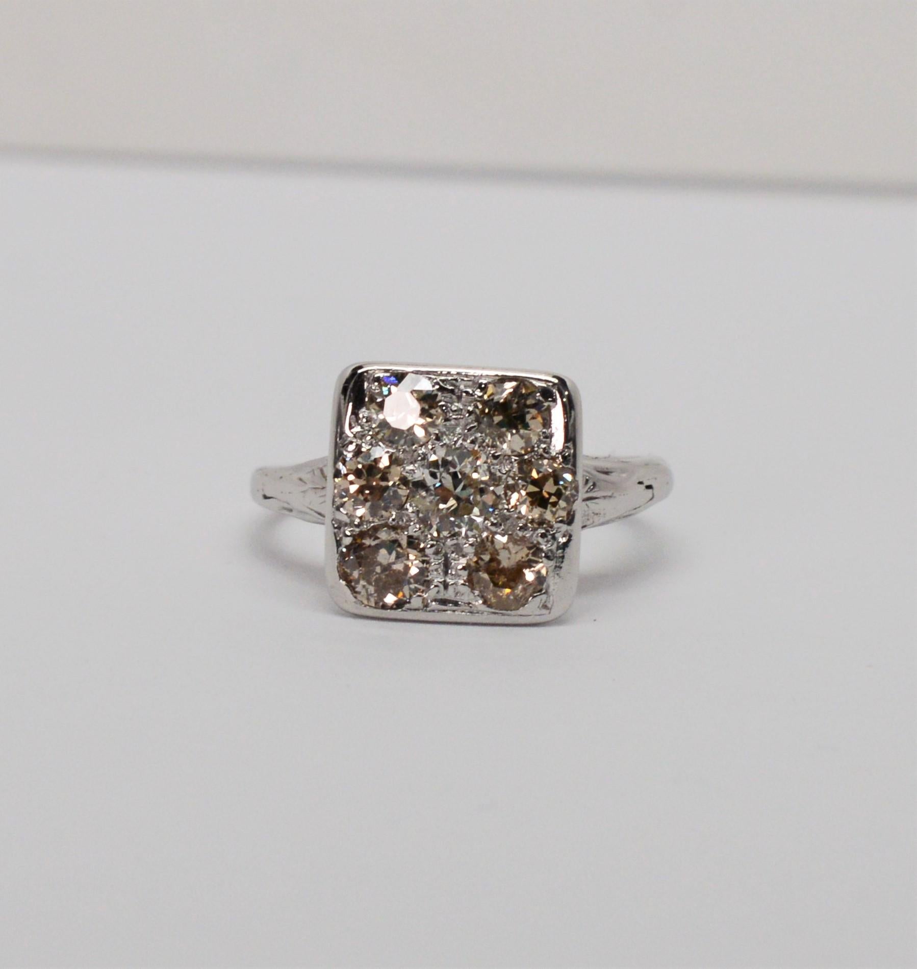 Seven Diamond 14 Karat White Gold Ring In Good Condition For Sale In Mount Kisco, NY