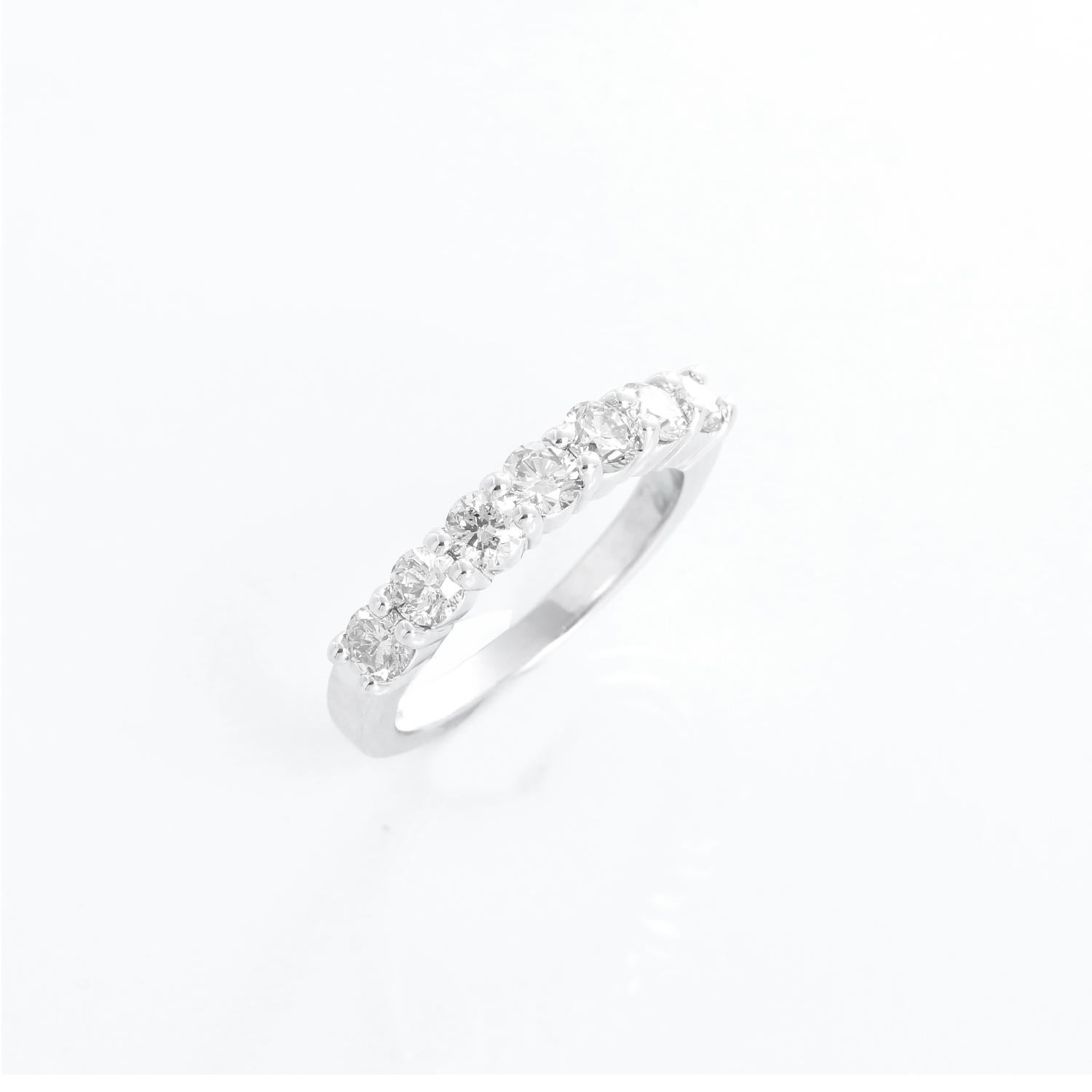 Sieben Diamant 14K Weißgold Ring Größe 6 1/2 Damen im Angebot