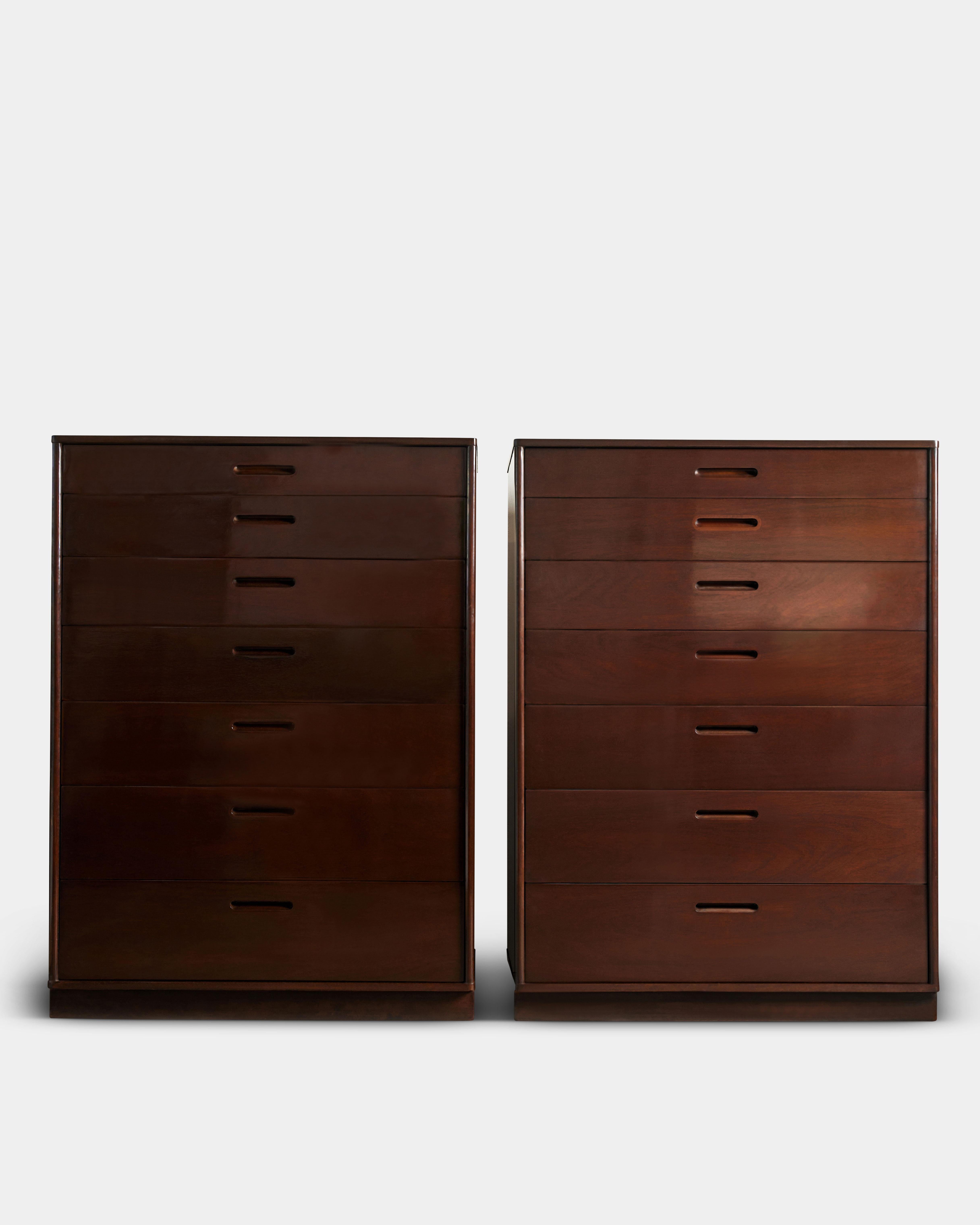 Modern Pair of Seven-Drawer Dressers by Edward Wormley for Dunbar, United States For Sale
