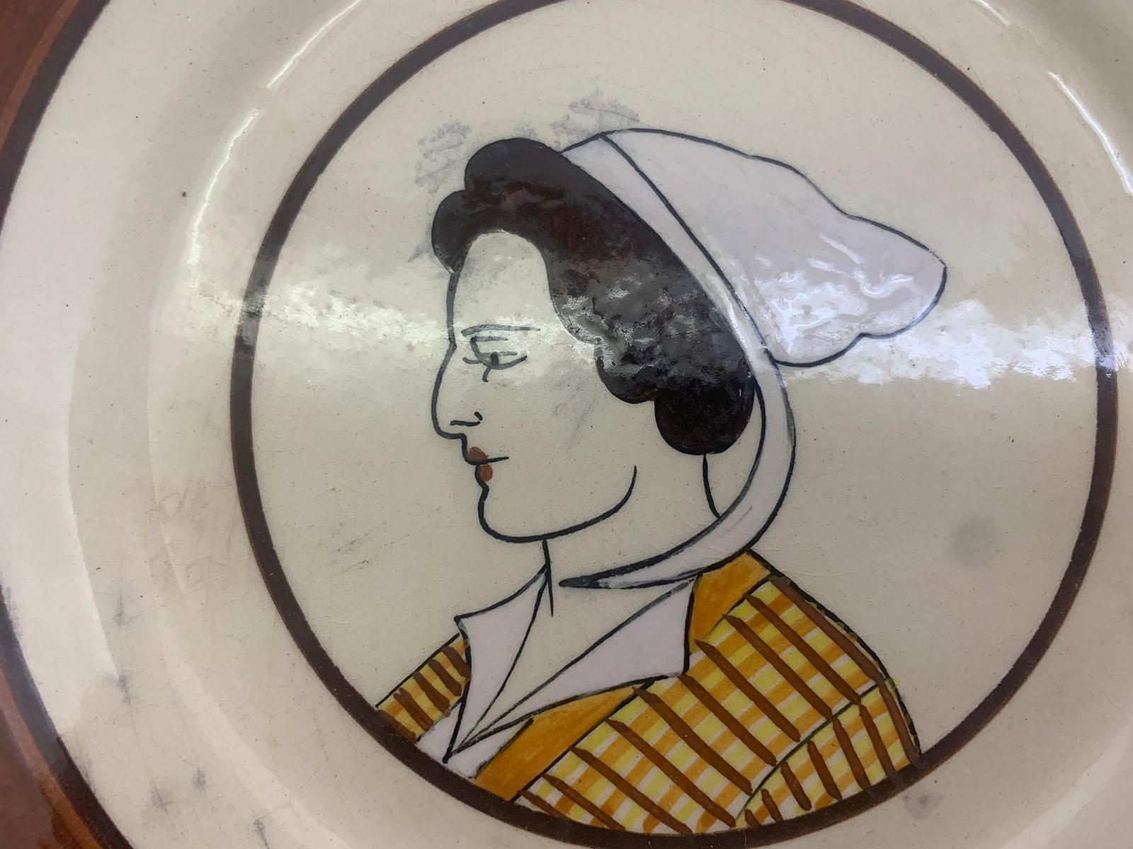 Siete láminas de loza con retratos de personajes bretones Firmado HB Quimper en venta 7