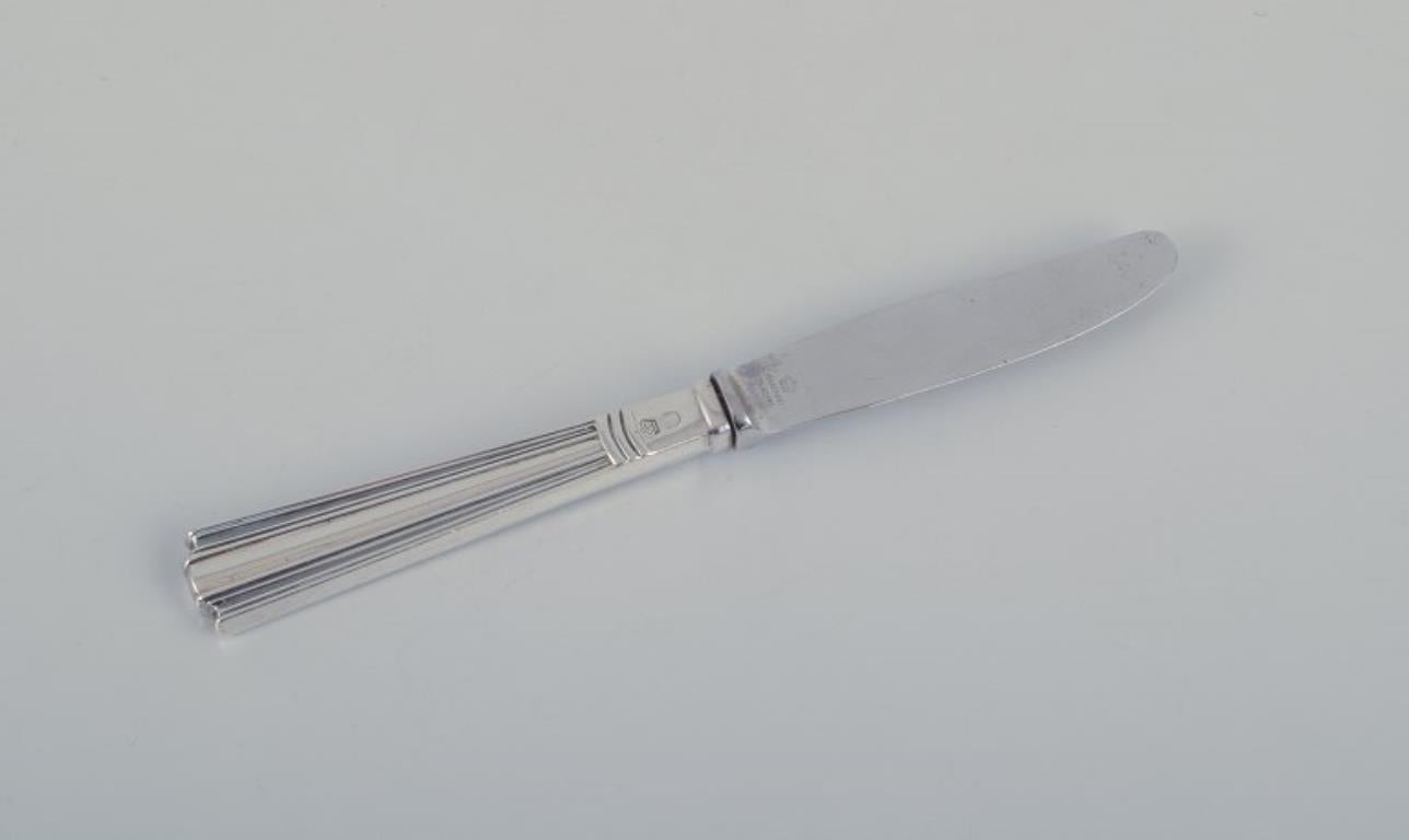 Sterling Silver Seven fruit knives in sterling silver with stainless steel blades. For Sale