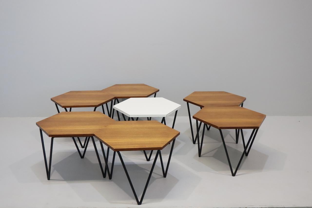 Seven Gio Ponti Coffee Tables for I.S.A., Italy, circa 1950 In Good Condition For Sale In Rovereta, Repubblica di San Marino