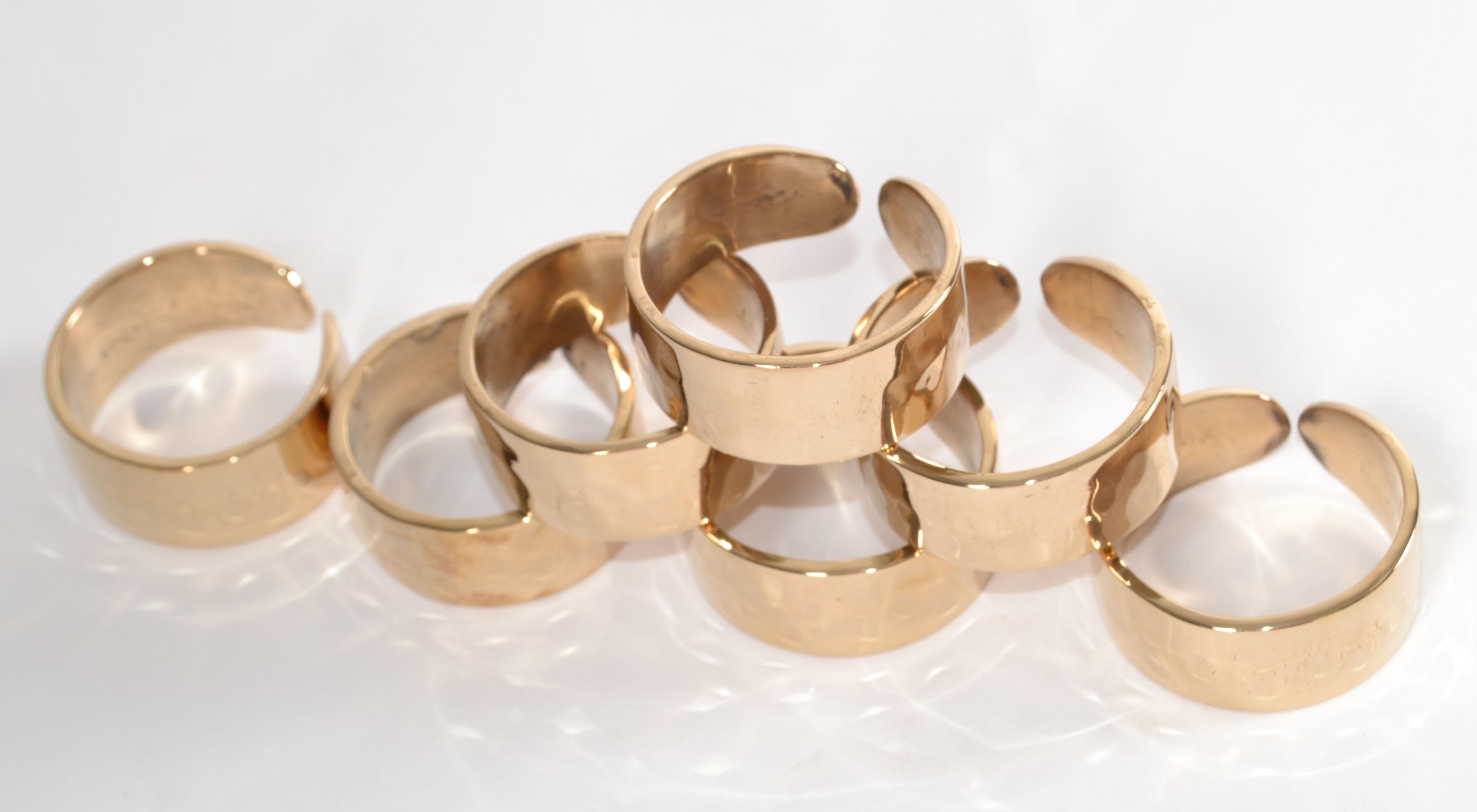 Late 20th Century Seven Hammered Bronze Polished Round Napkin Rings Mid-Century Modern For Sale