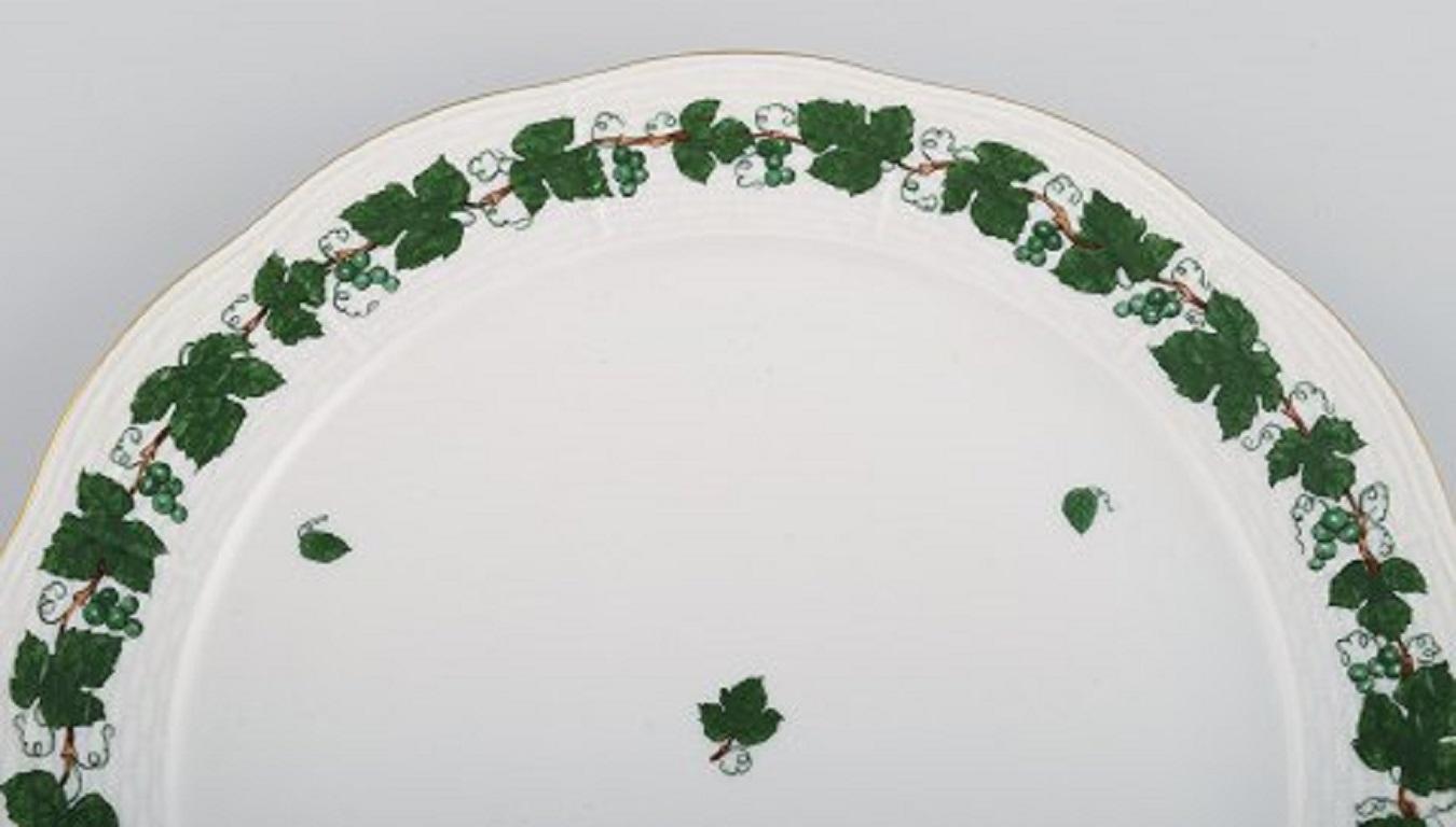 Hungarian Seven Herend Green Grape Leaf & Vine Dinner Plates in Hand-Painted Porcelain