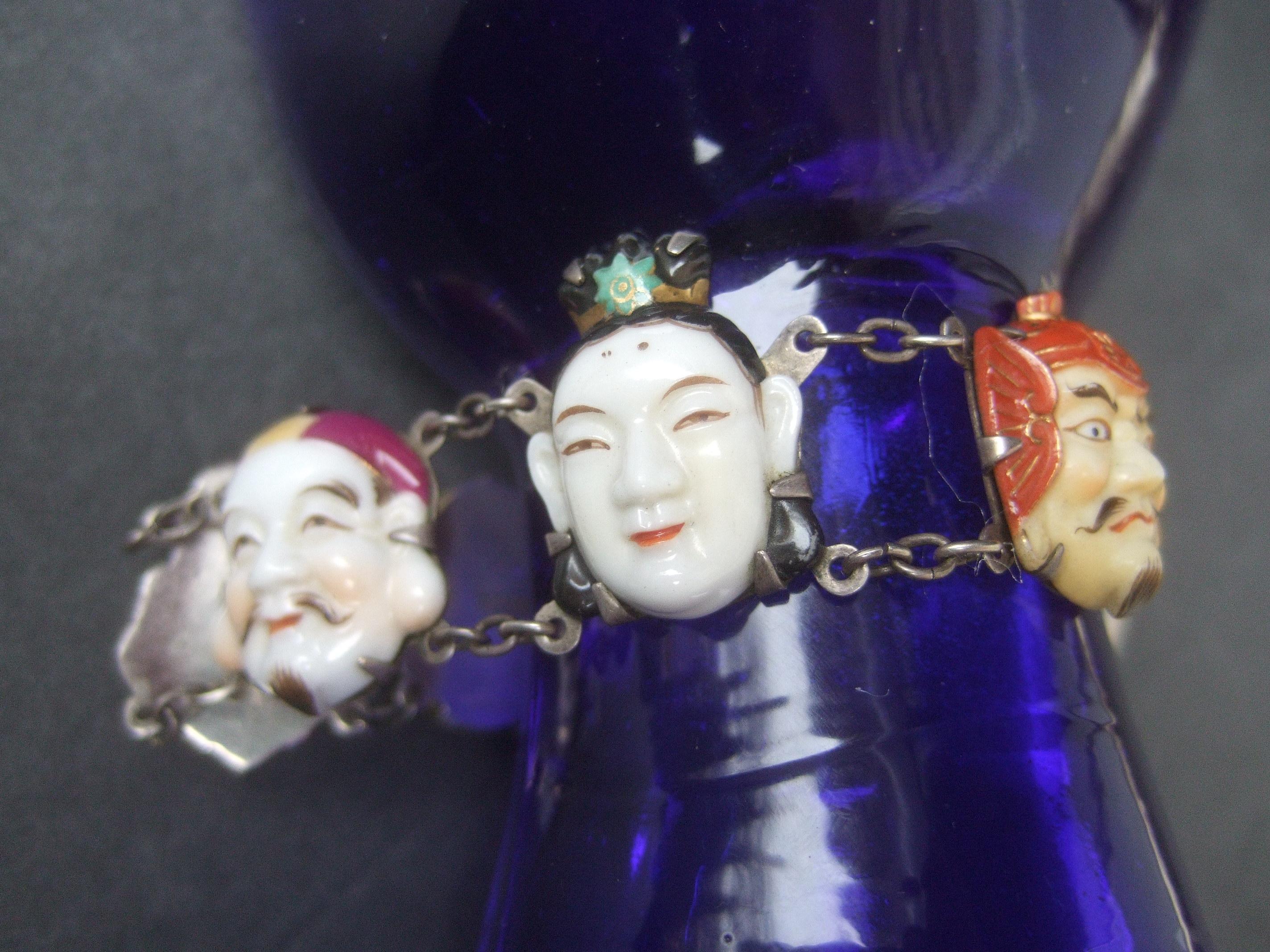 Seven Immortal Lucky Gods of Japan Sterling & Porcelain Figural Bracelet c 1950s en vente 7