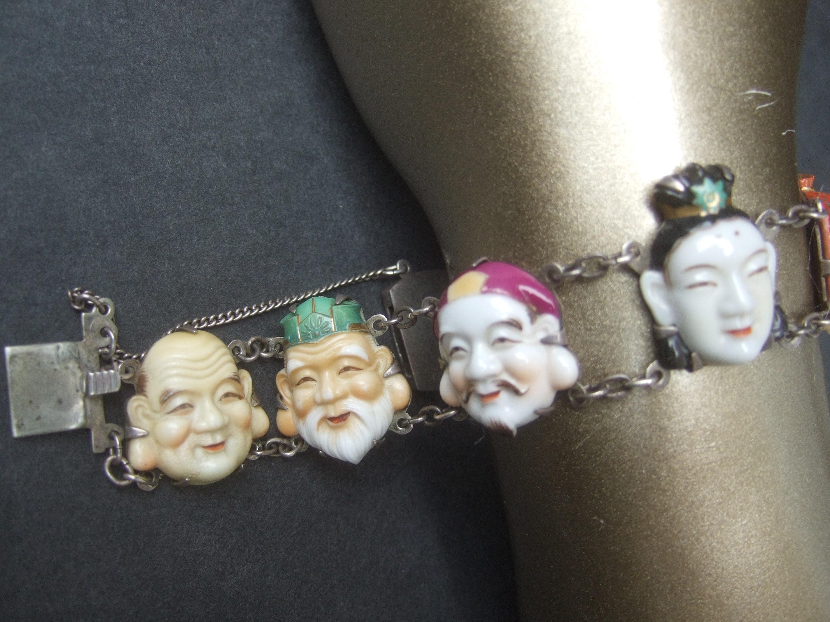 Seven Immortal Lucky Gods of Japan Sterling & Porcelain Figural Bracelet c 1950s en vente 13