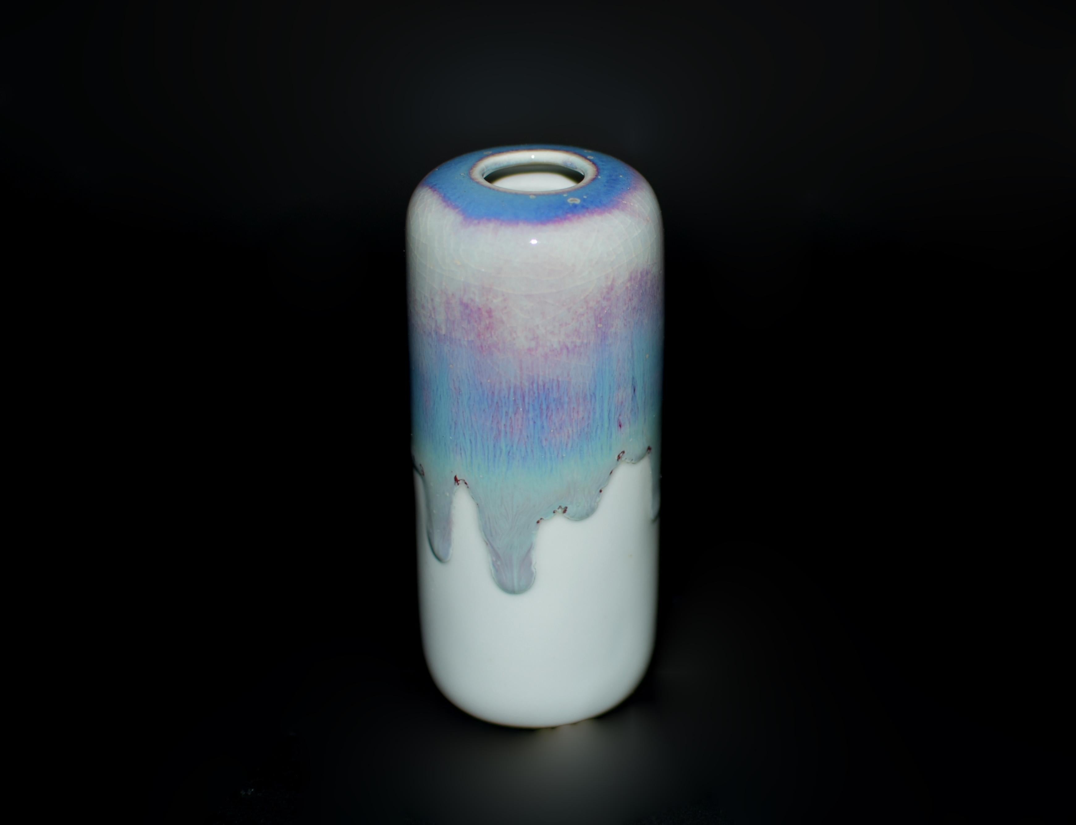 Sieben japanische Wabi Sabi Mini-Keramikvasen, blau, Serie (Porzellan)
