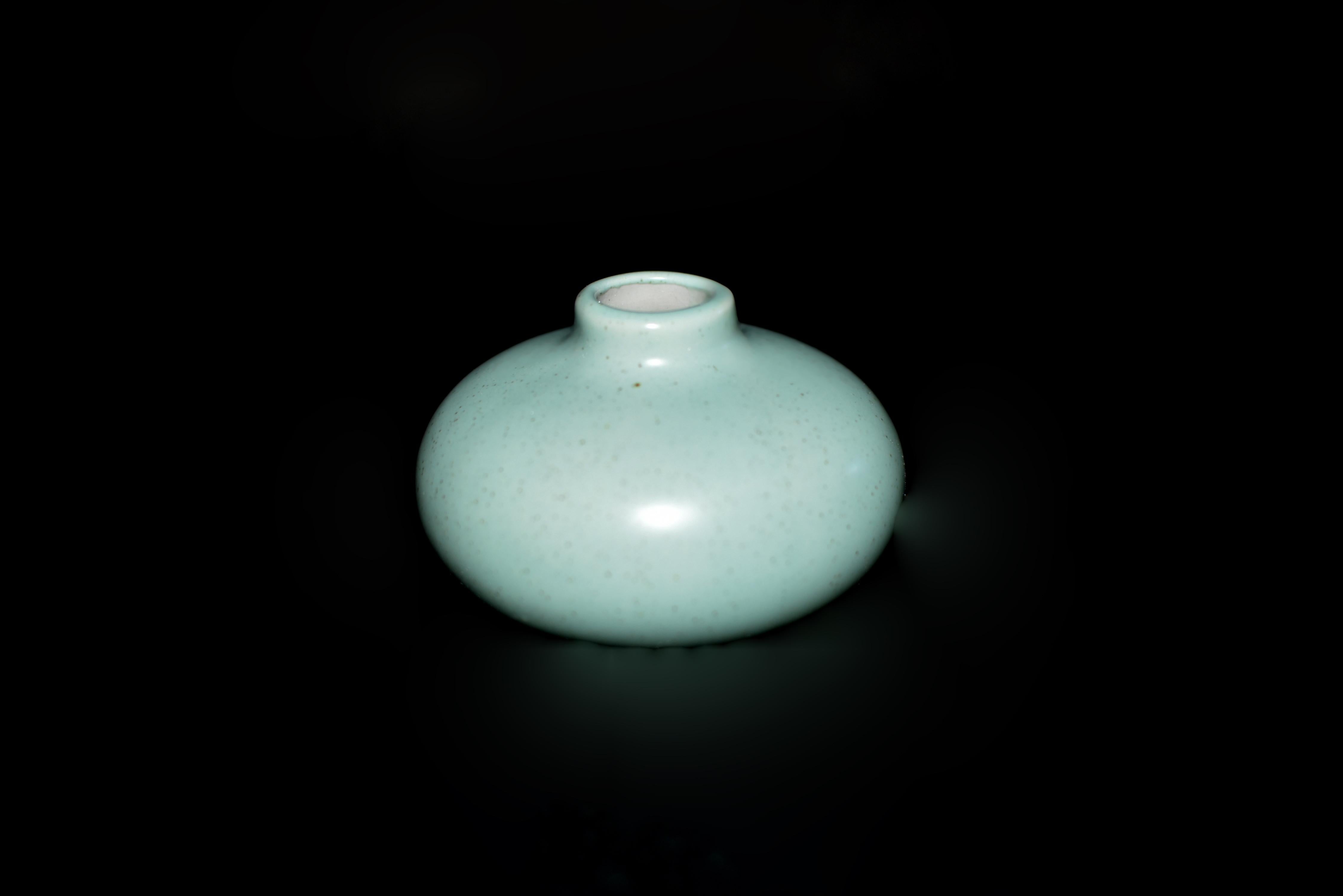 Sette mini vasi giapponesi in ceramica Wabi Sabi Pastelli in vendita 11