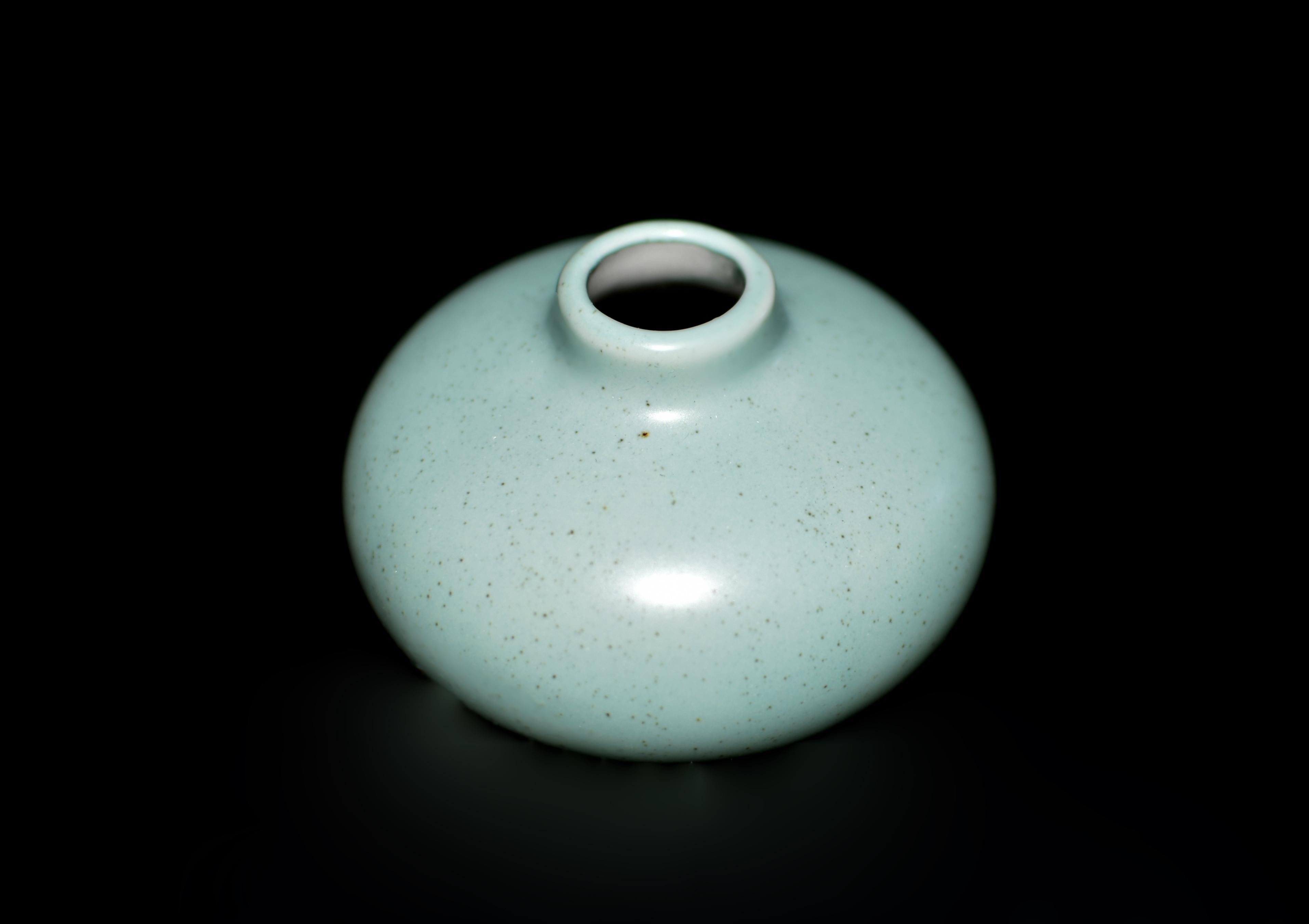 Sette mini vasi giapponesi in ceramica Wabi Sabi Pastelli in vendita 10