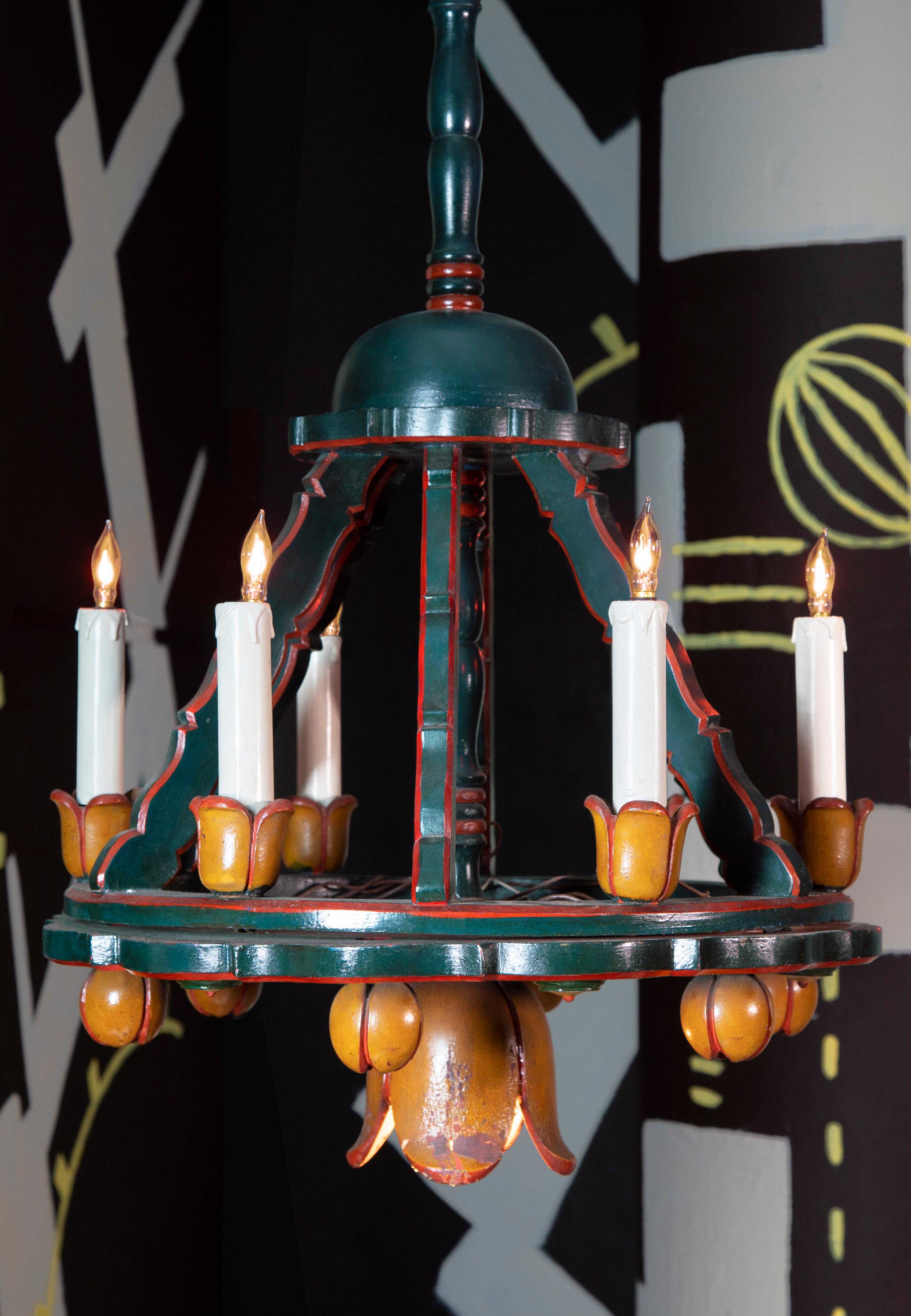 Hungarian Art Deco Chandelier, Budapest, circa 1920
This chandelier originates from Budapest and dates to around 1920, a period when the Art Deco movement was flourishing across Central Europe. The suspension ring chandelier form originated in