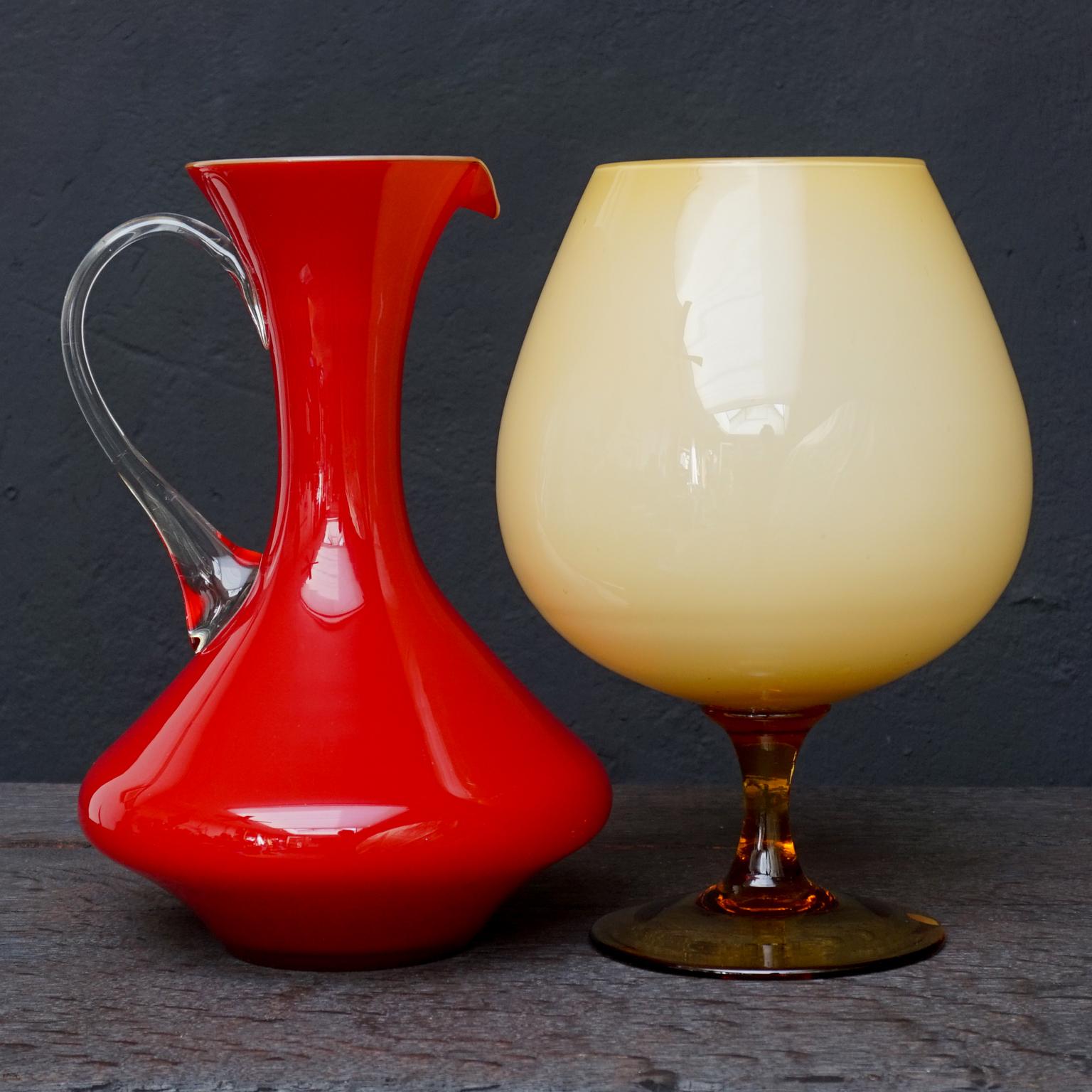 Sept vases italiens en verre soufflé Stelvia Opalina Fiorentina du milieu du siècle dernier 14