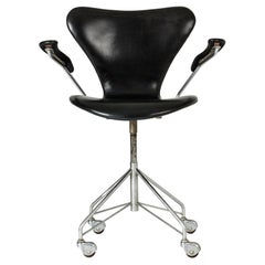"Seven" Office Chair by Arne Jacobsen for Fritz Hansen, Denmark, 1950s