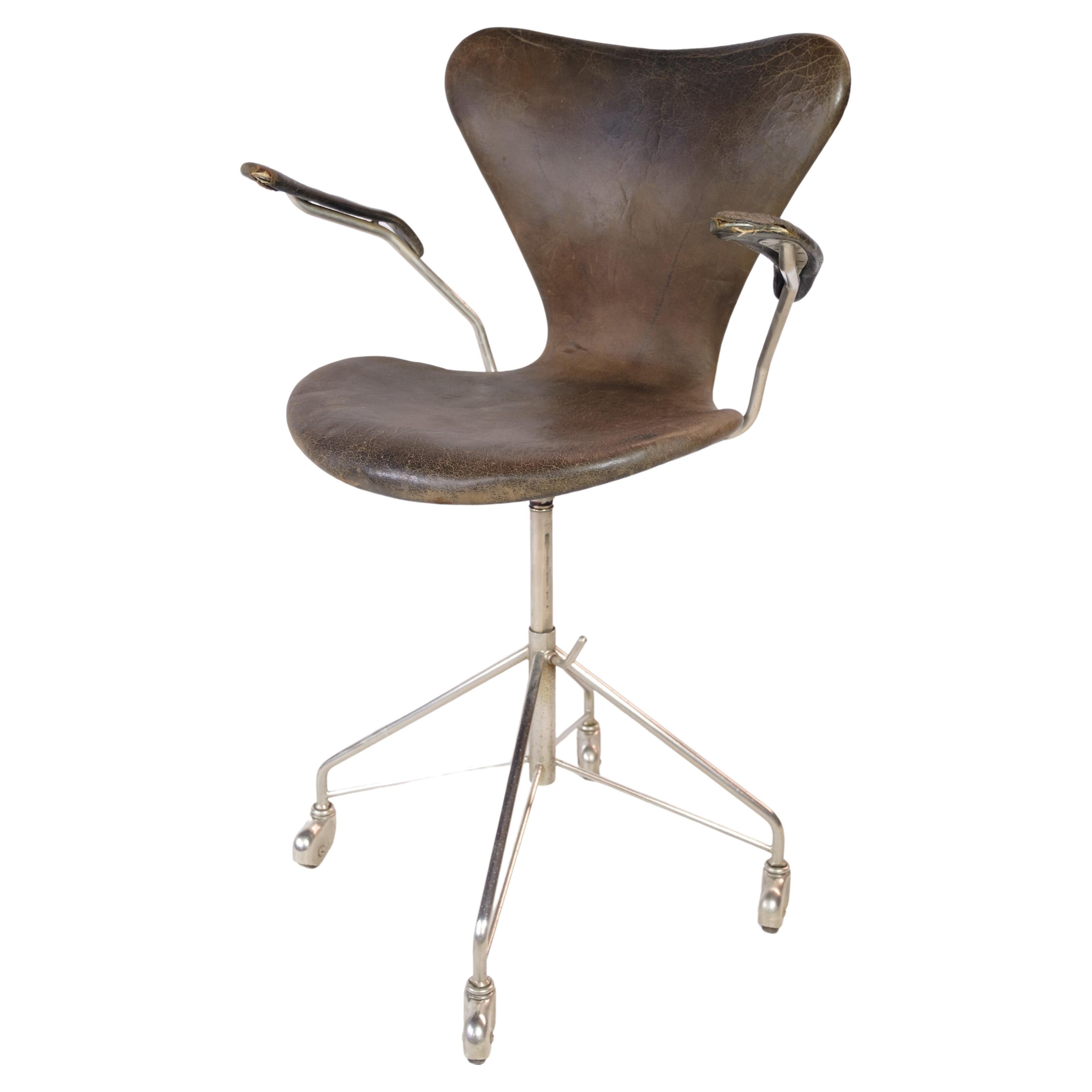 Seven Office Chair Model 3217 Early Edition By Arne Jacobsen & Fritz Hansen