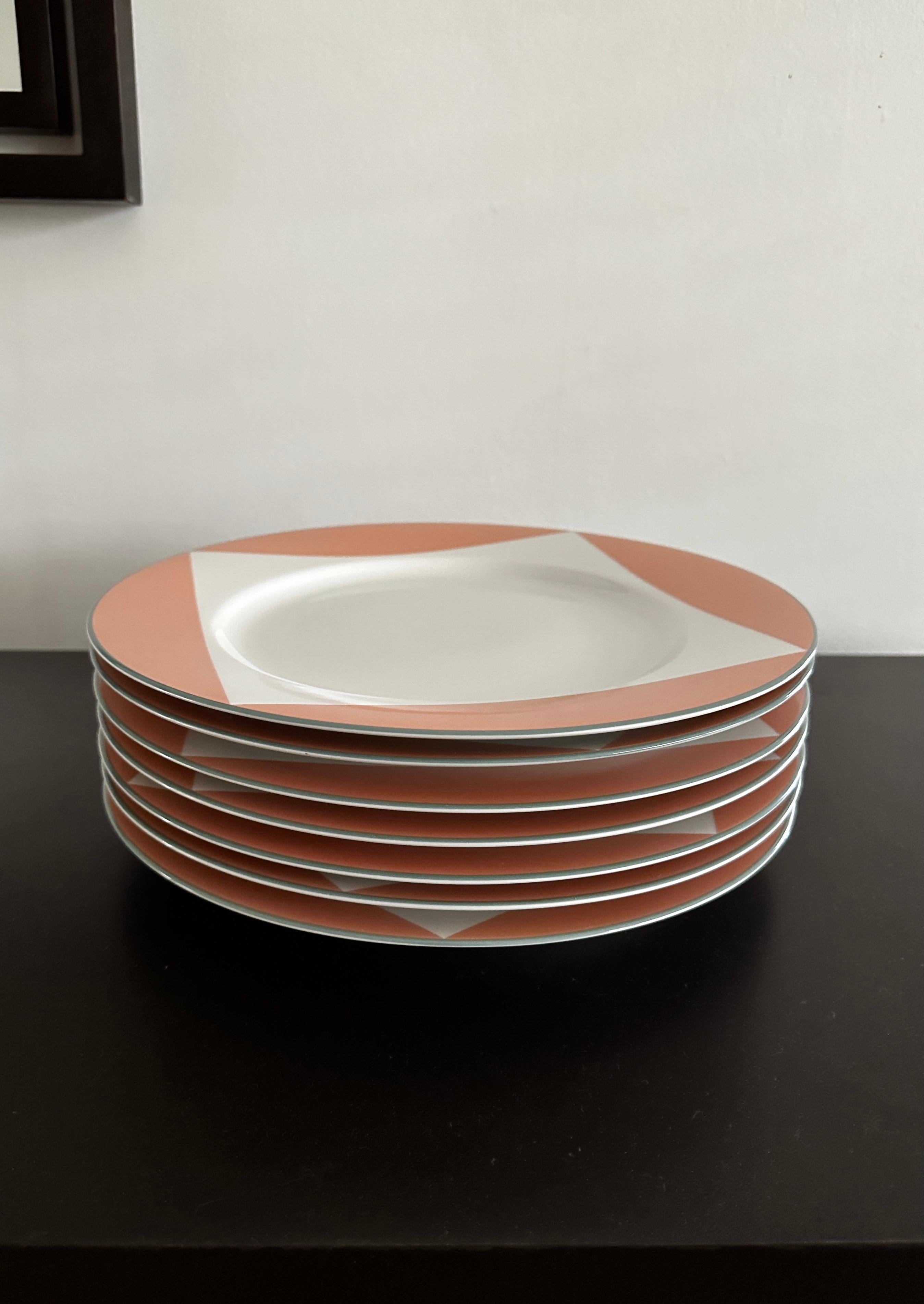 Seven dinner plates designed by Richard Meier for Swid Powell. The dinner plates are in the “Peachtree” pattern, the pattern probably references the location of the High Museum on Peachtree Street in Atlanta, Georgia which was designed by Meier in
