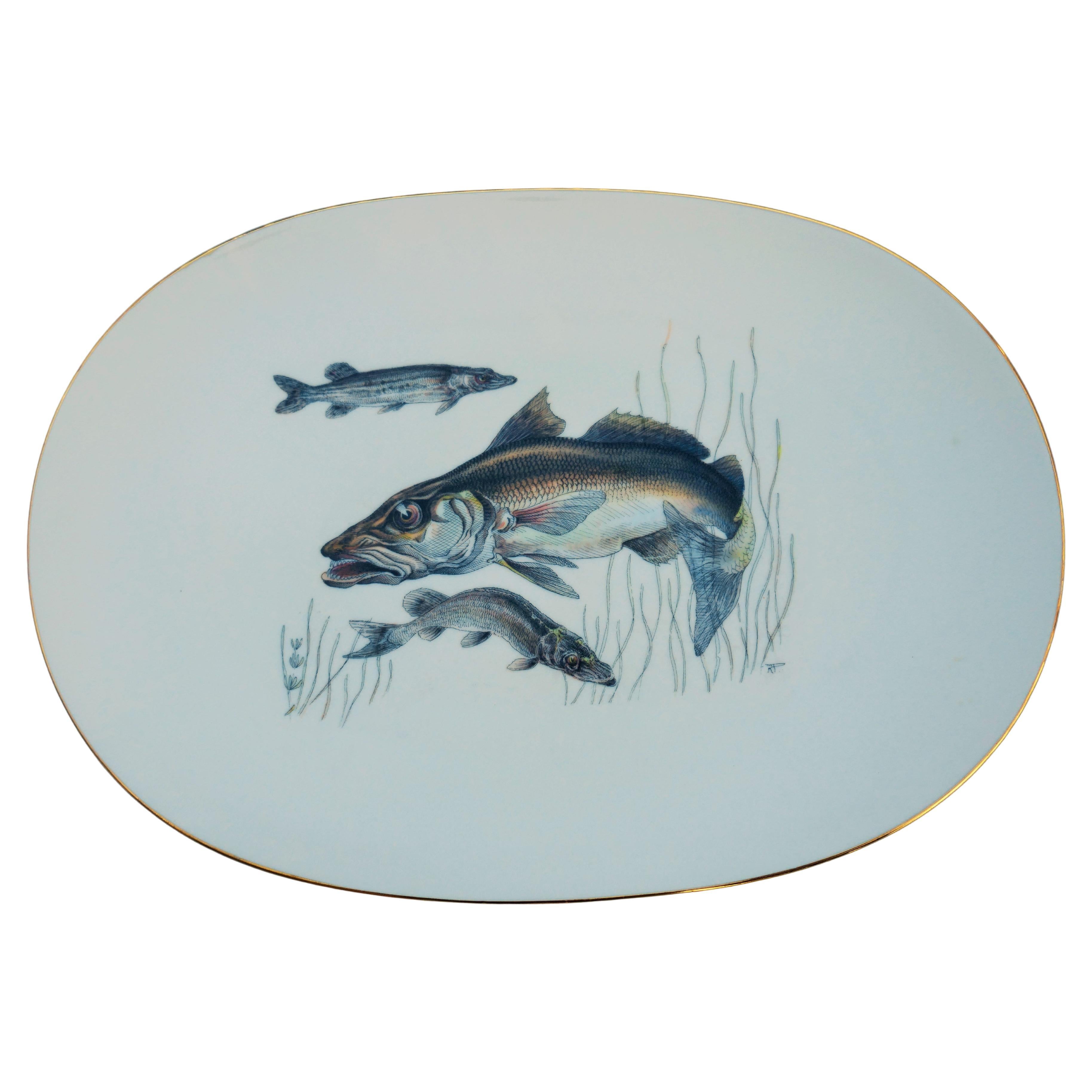Siete platos realizados por Richard Ginori.
En la foto principal falta una placa.
Seis platos y una fuente.
Dos años de producciones diferentes.
Buen estado.
Gracias