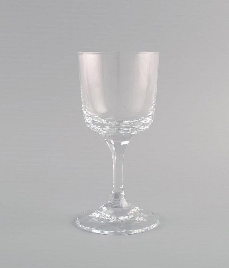 Modern Seven René Lalique Chenonceaux White Wine Glasses in Clear Crystal Glass For Sale