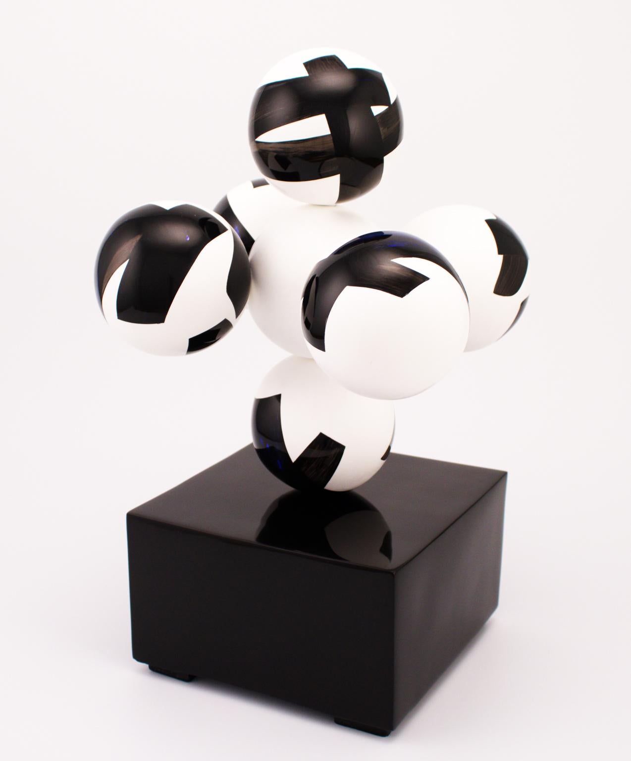 Seven Spheres Lacquered Ceramic Sculpture by Golem For Sale 1