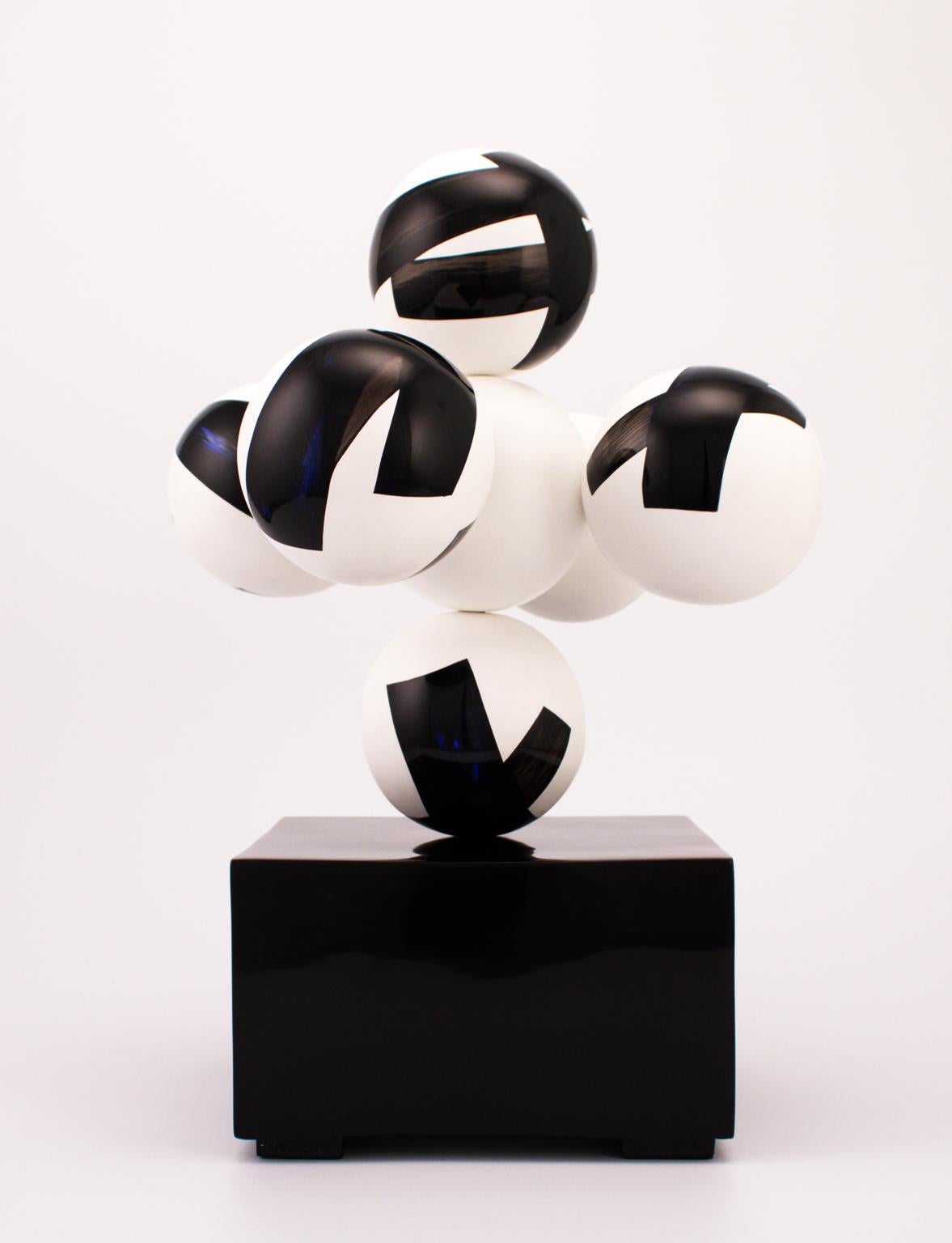 Seven Spheres Lacquered Ceramic Sculpture by Golem For Sale 3