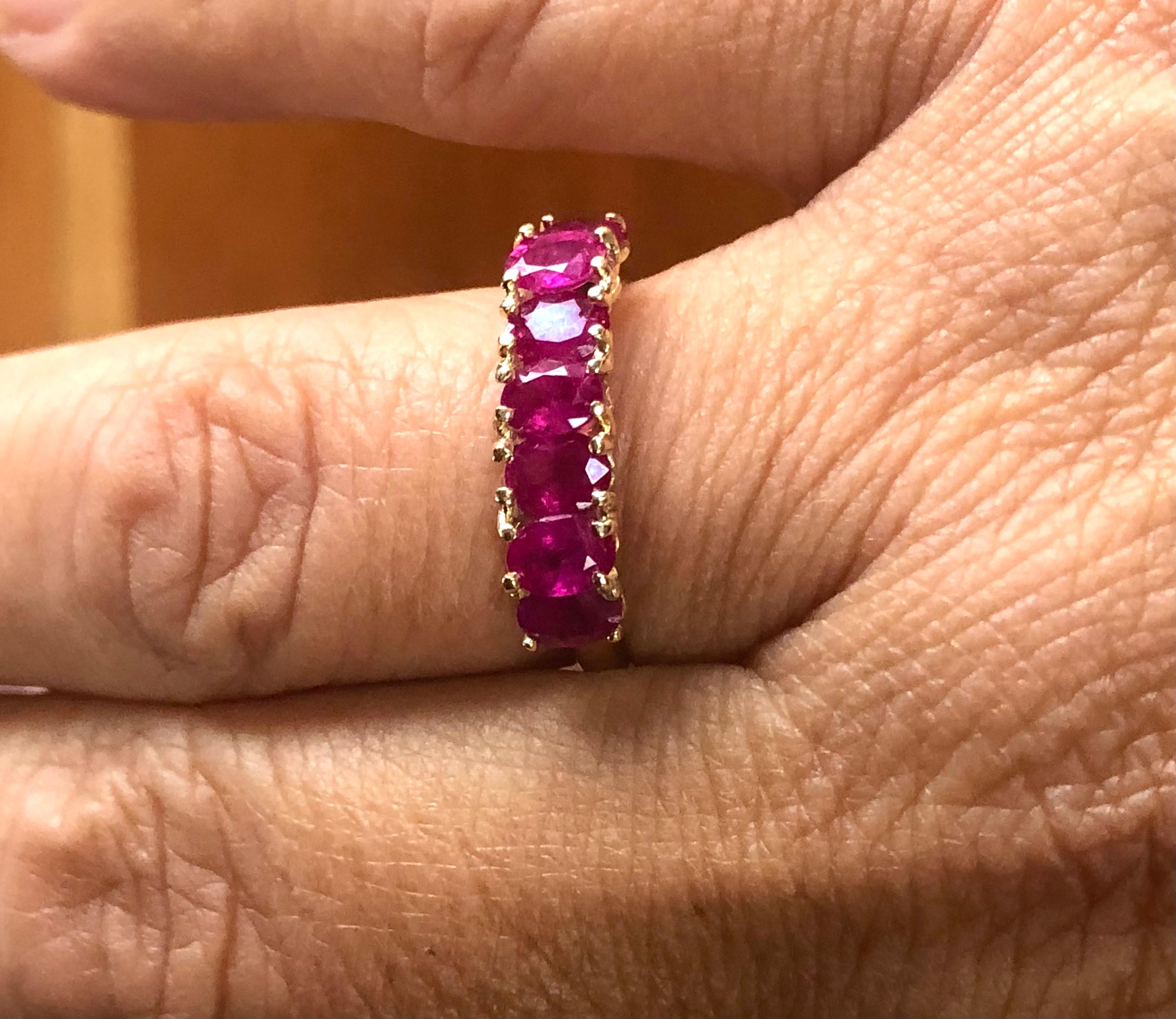 Seven-Stone Burmese Red Ruby Ring Yellow Gold 18K 5