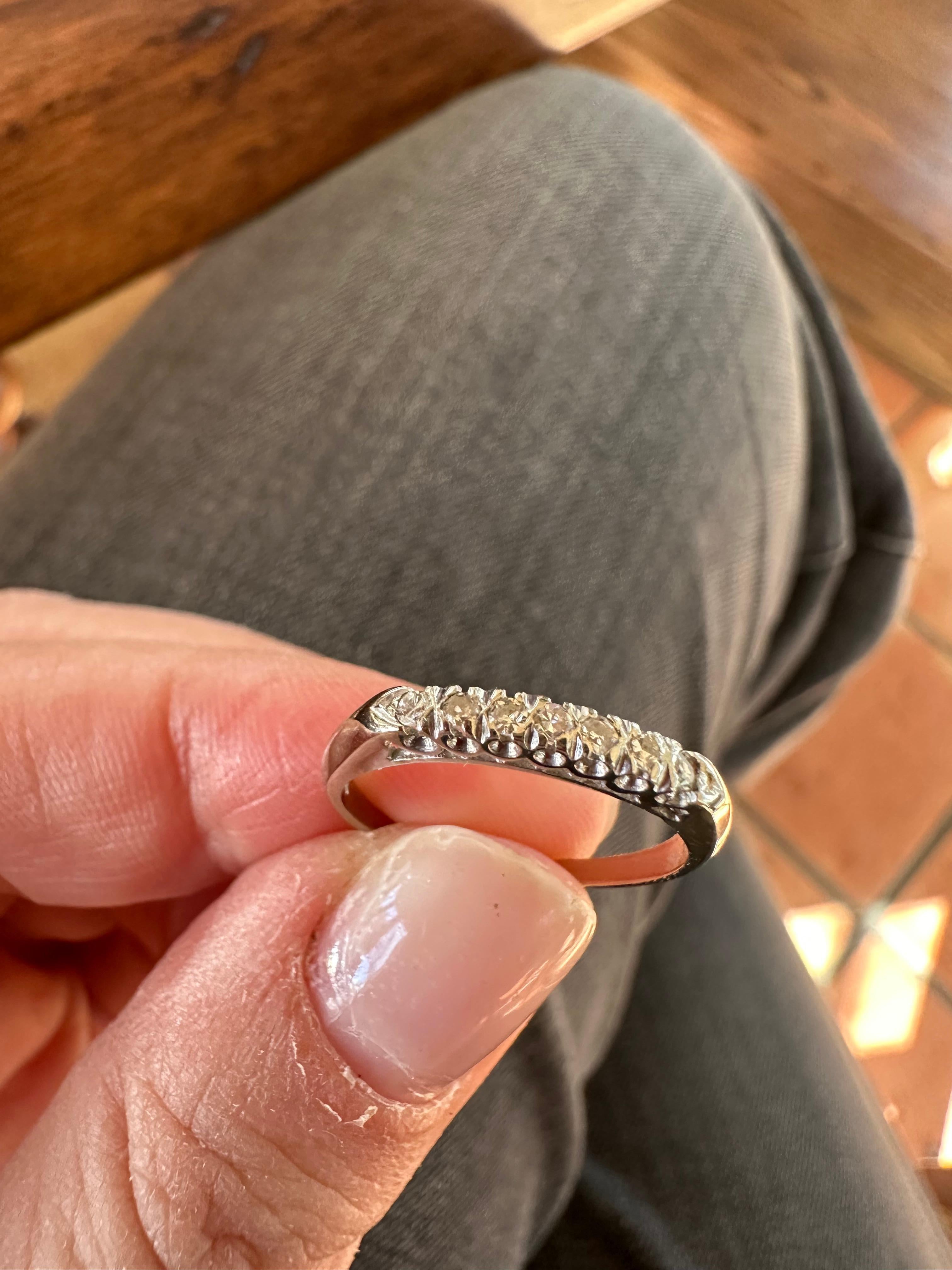 Seven Stone Diamond and 14K White Gold Band Ring  In Good Condition For Sale In Denver, CO