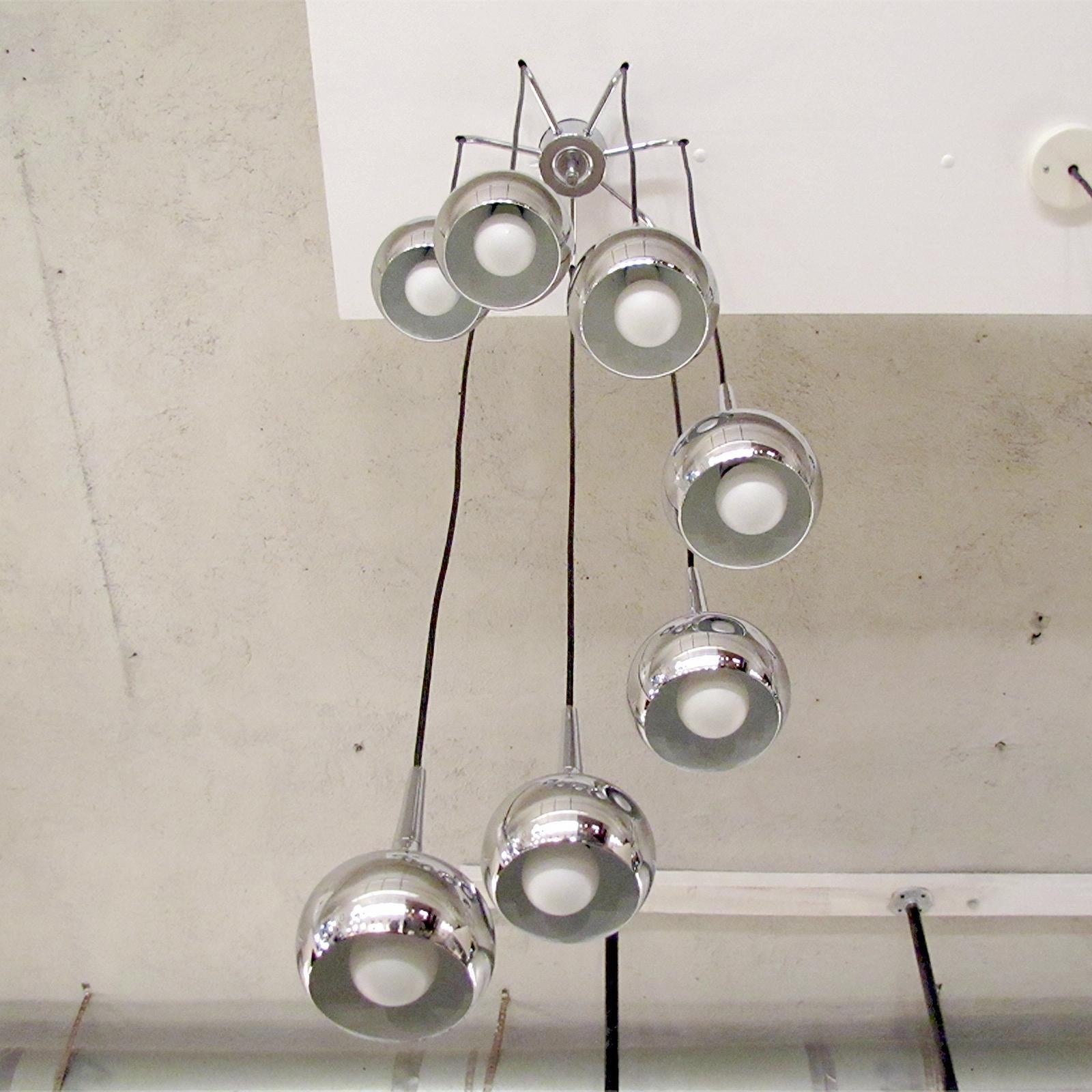 Mid-Century moderno Lampadario a cascata a sette livelli, 1970 in vendita