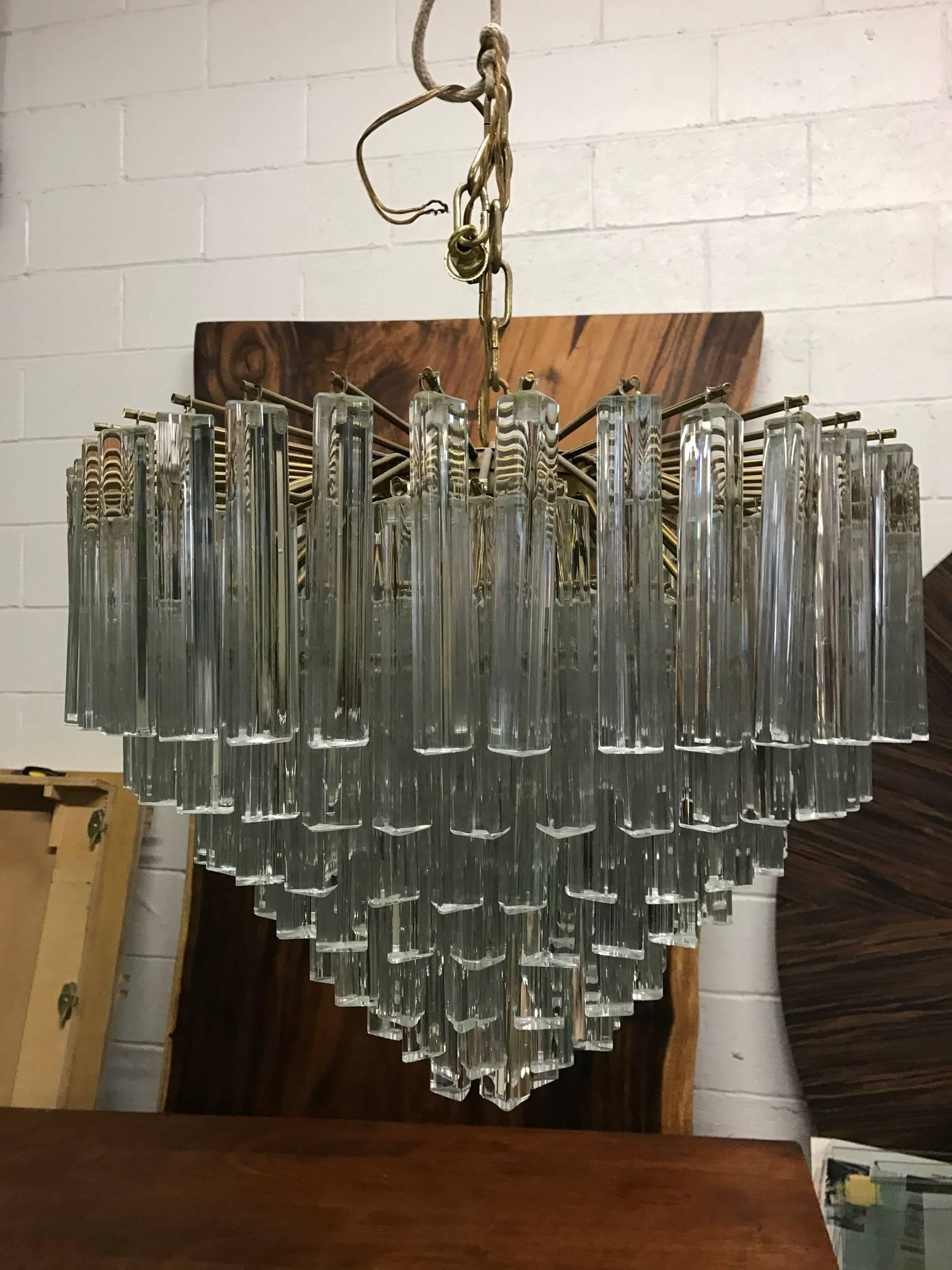 Seven-tier Murano Camer link chandelier.
Measures: 22
