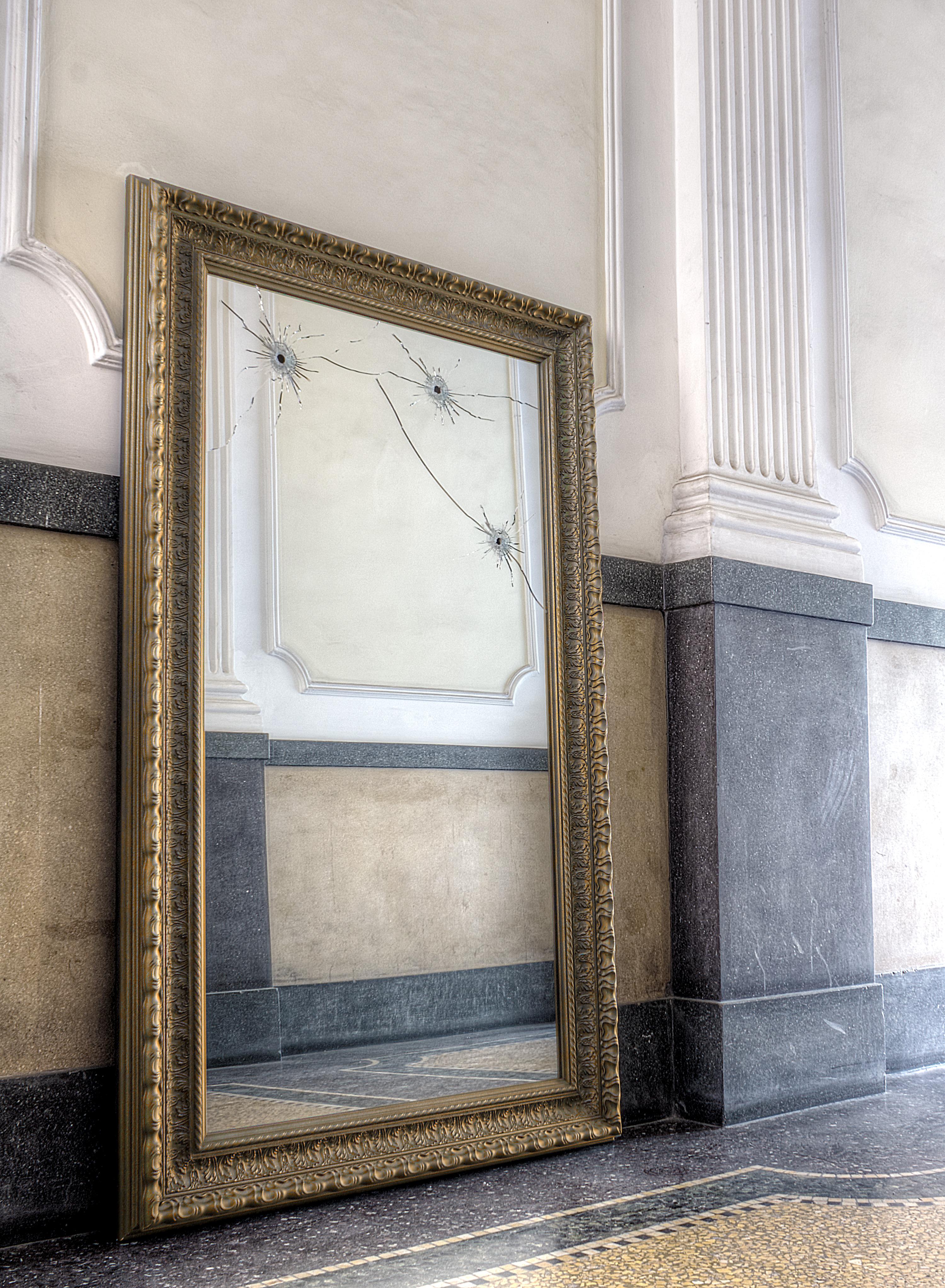 Seven Years Wall Mirror with Gold-Plated Wooden Frame by Barberini & Gunnell
Limited Edition of 15 + 2 AP + 1 p.
Dimensions: L 180 x W 105 cm. 
Materials: Mirror, gold-plated wood, and security glass.

Limited Edition, signed and numbered by the