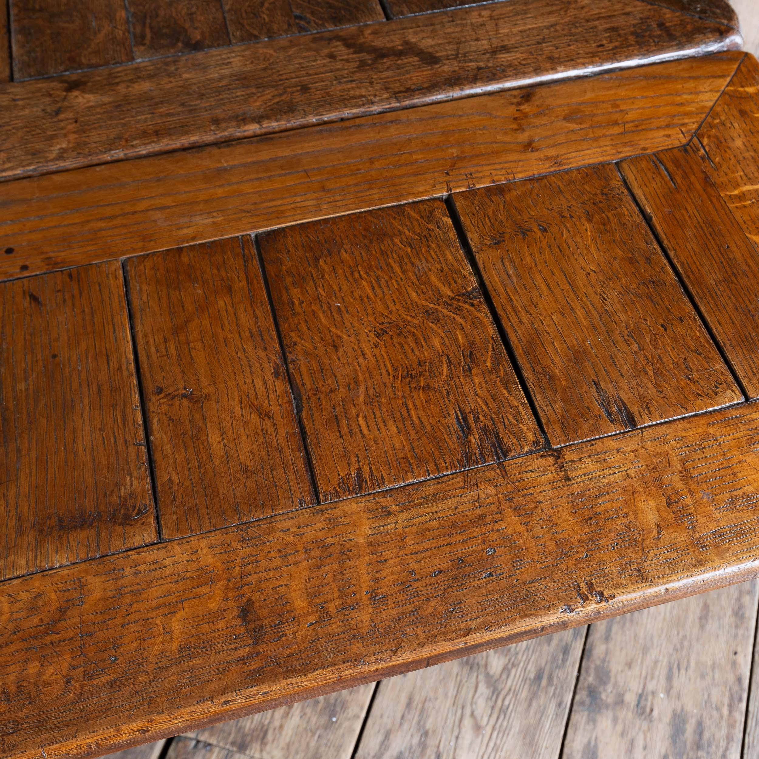 Seventeenth Century English Oak Joined Dining Table For Sale 12