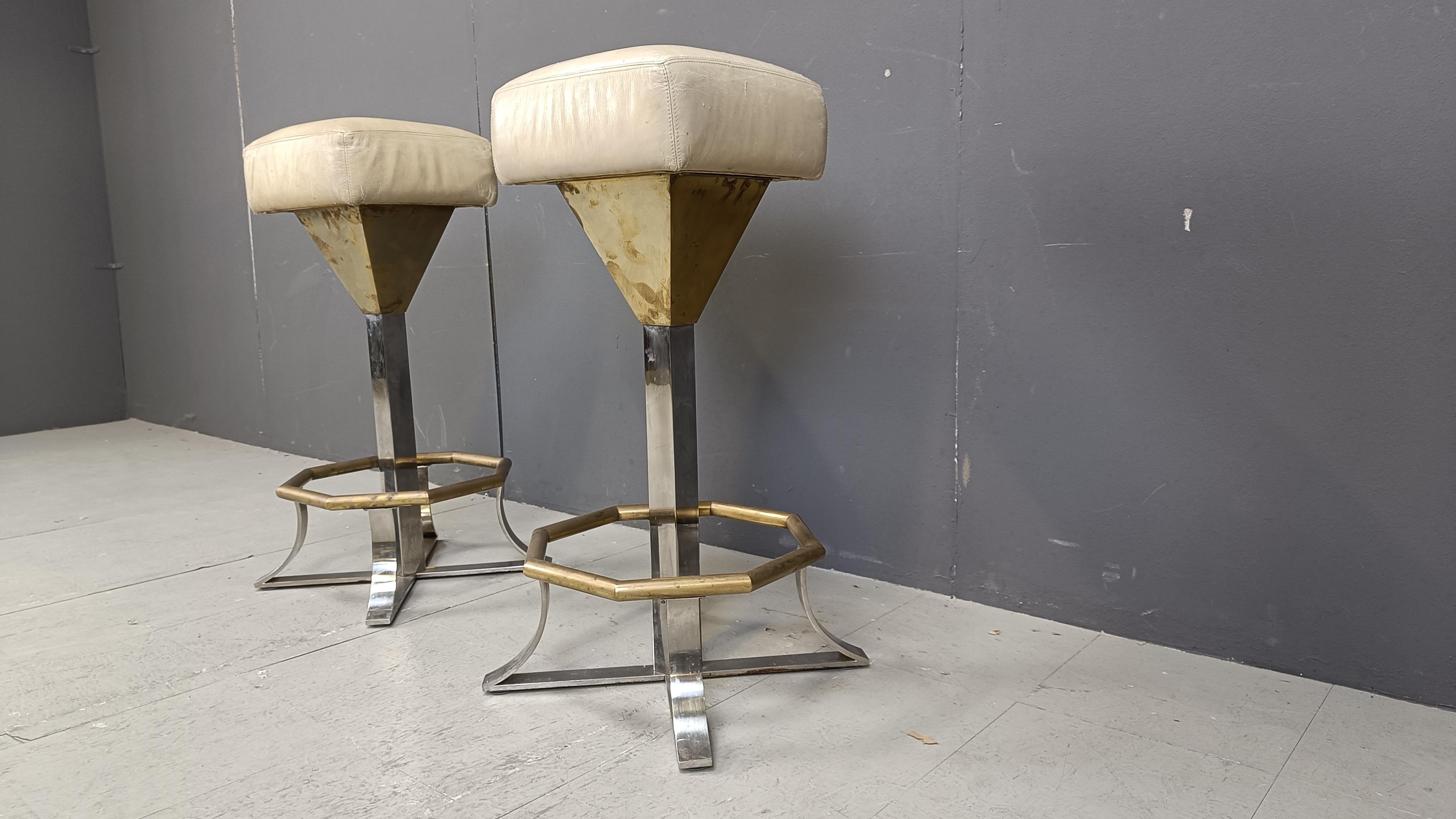 Hollywood Regency Seventies brass and chrome bar stools, set of 2, 1970s For Sale