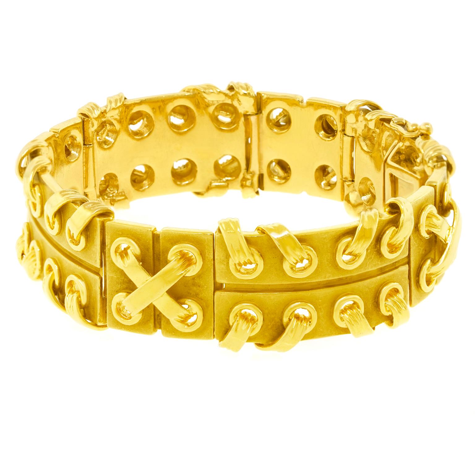 Pulsera de oro con corsé años 70 en Excelente estado para la venta en Litchfield, CT