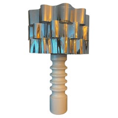 Siebziger Jahre Dmler & Breiden Tischlampe aus weißer Glasur mit neuem Lampenschirm
