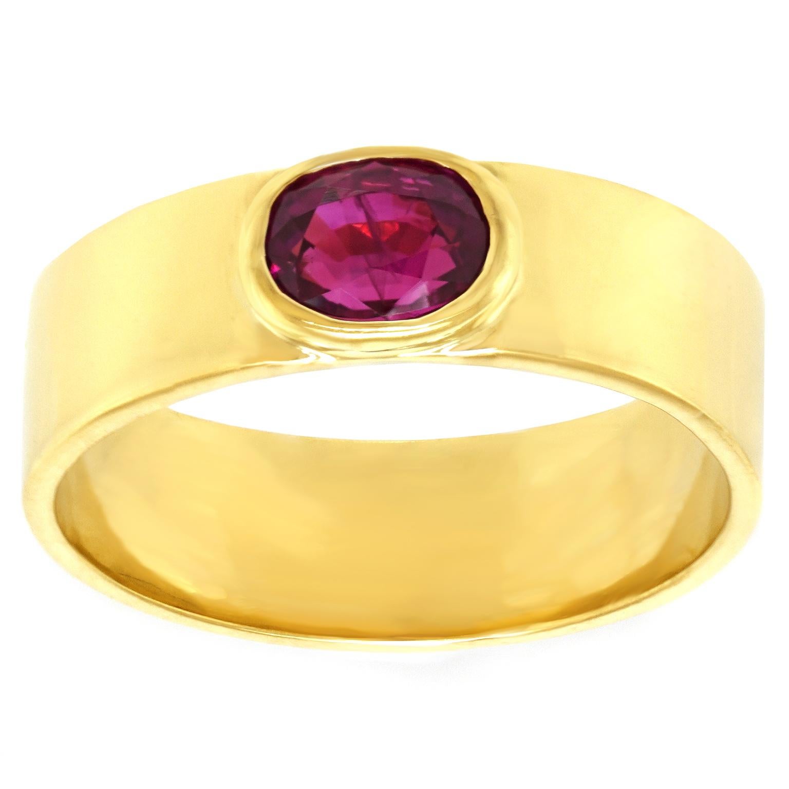 Siebziger Jahre Modern Rubin Ring (Ovalschliff) im Angebot