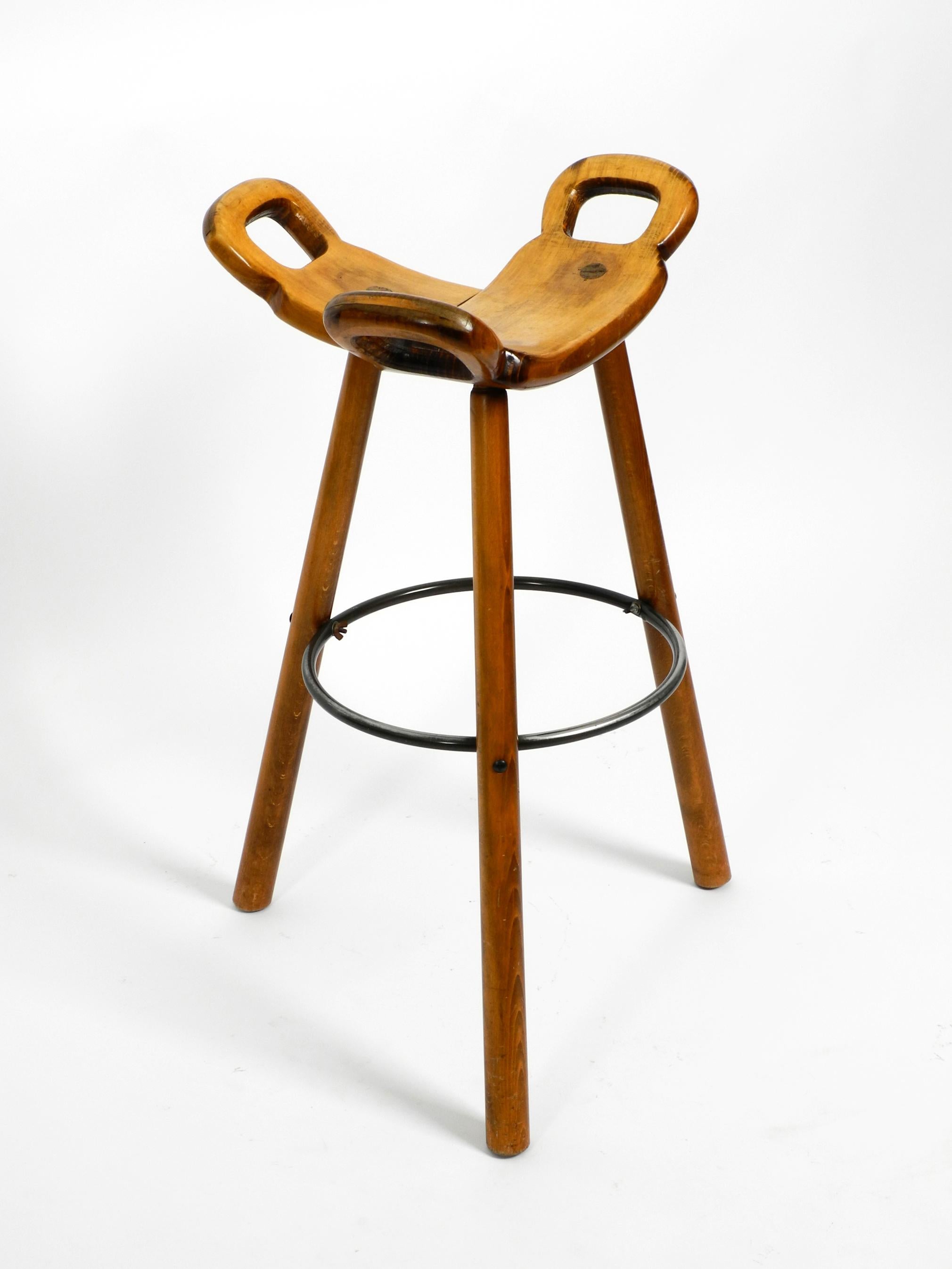 bar stool in spanish