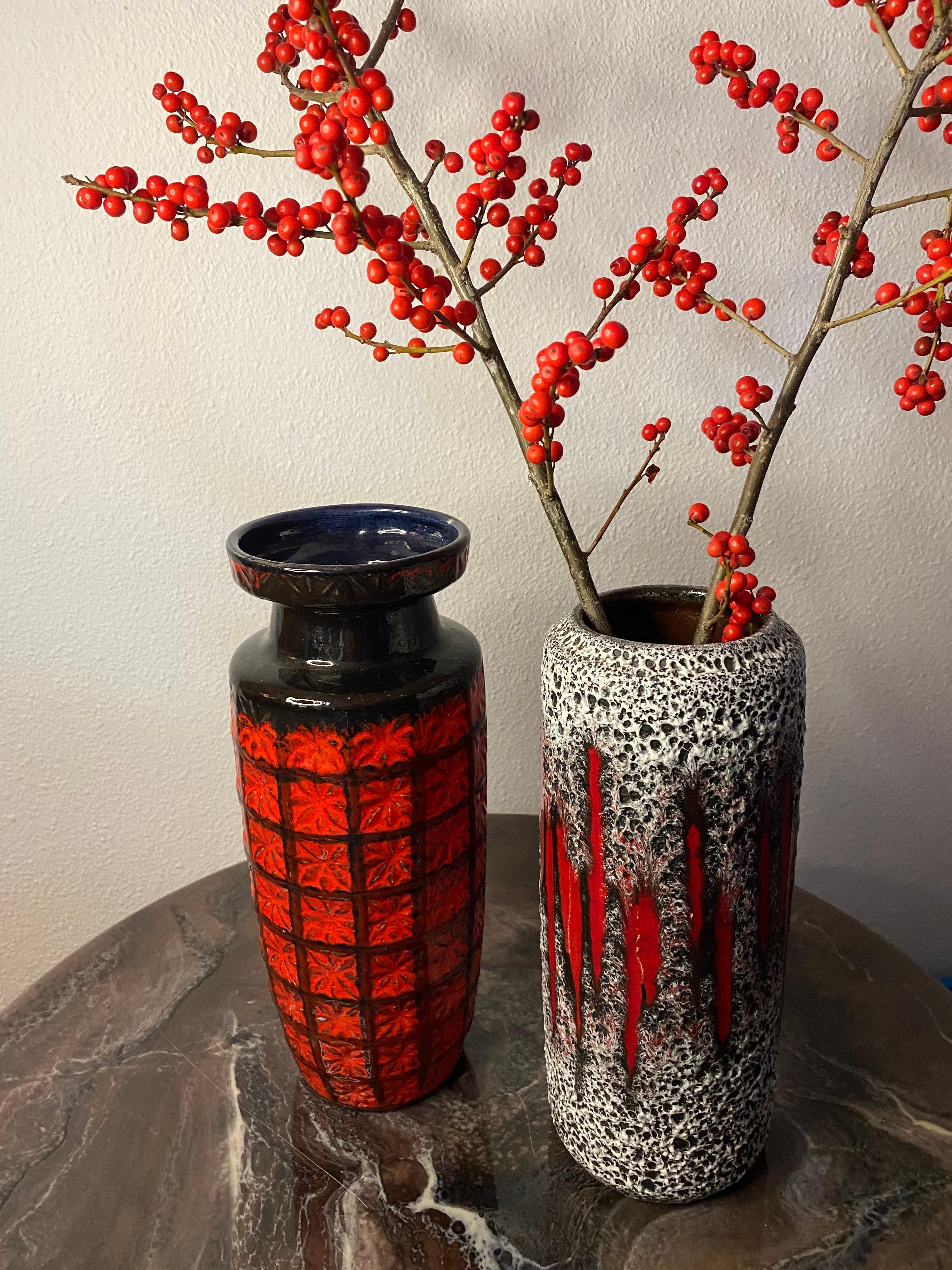 Siebziger Jahre Vase (Dekor Prisma) von Scheurich Keramik im Angebot 1