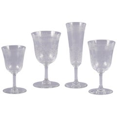 Service de soixante-dix pièces en verre de Baccarat, XXe siècle