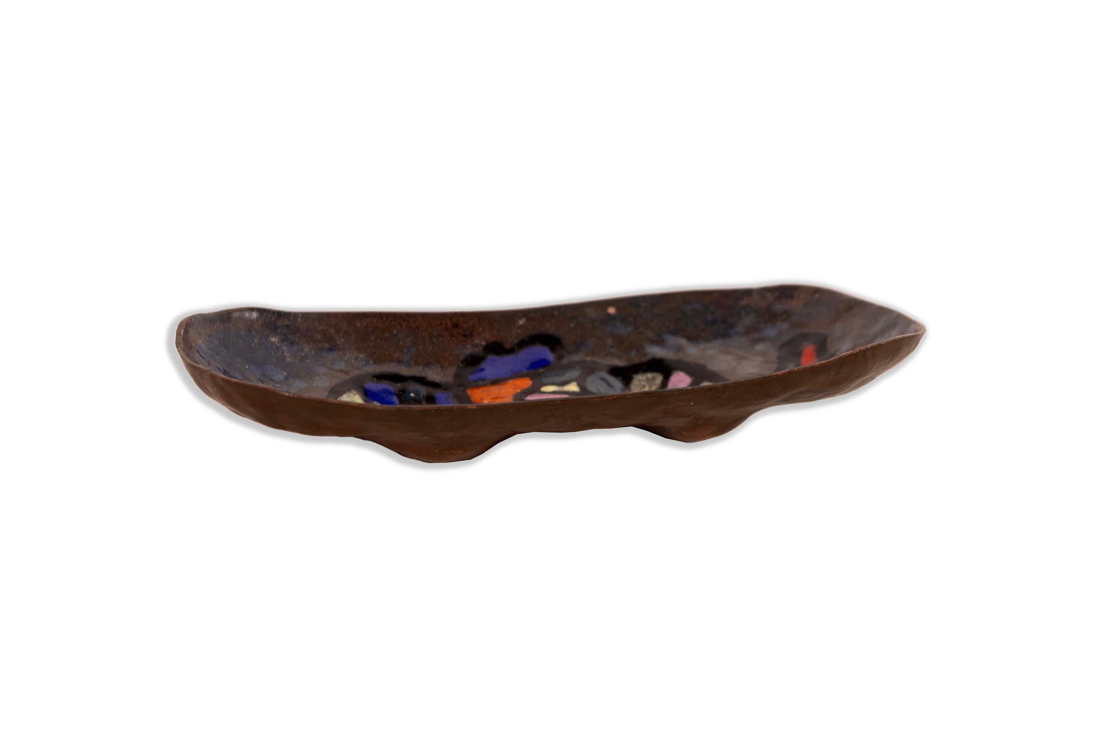 Italian Severa Made in Italy Enameled Modern Ceramic Fish Design Elongated Plate For Sale