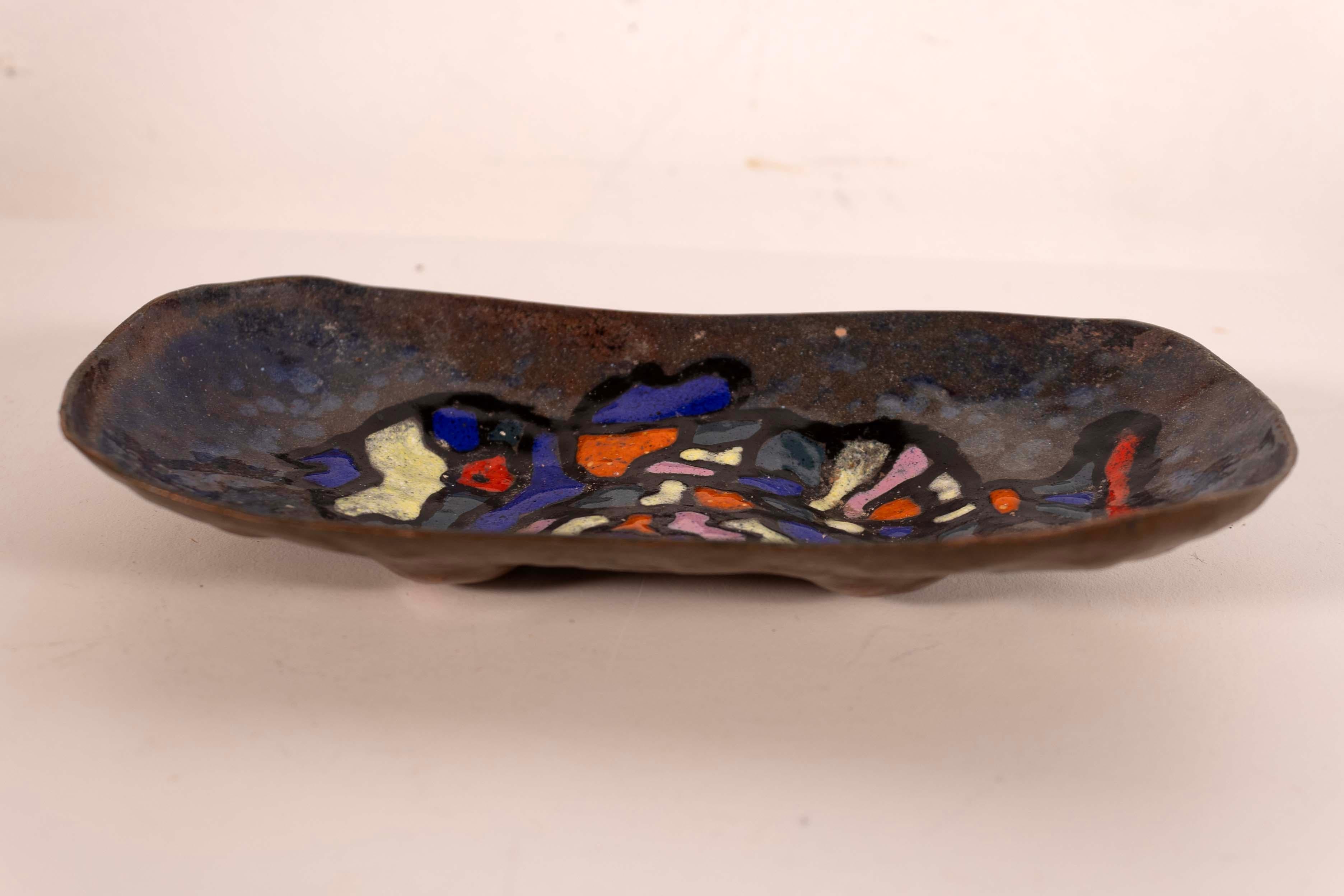 Severa Made in Italy Enameled Modern Ceramic Fish Design Elongated Plate In Good Condition For Sale In Keego Harbor, MI