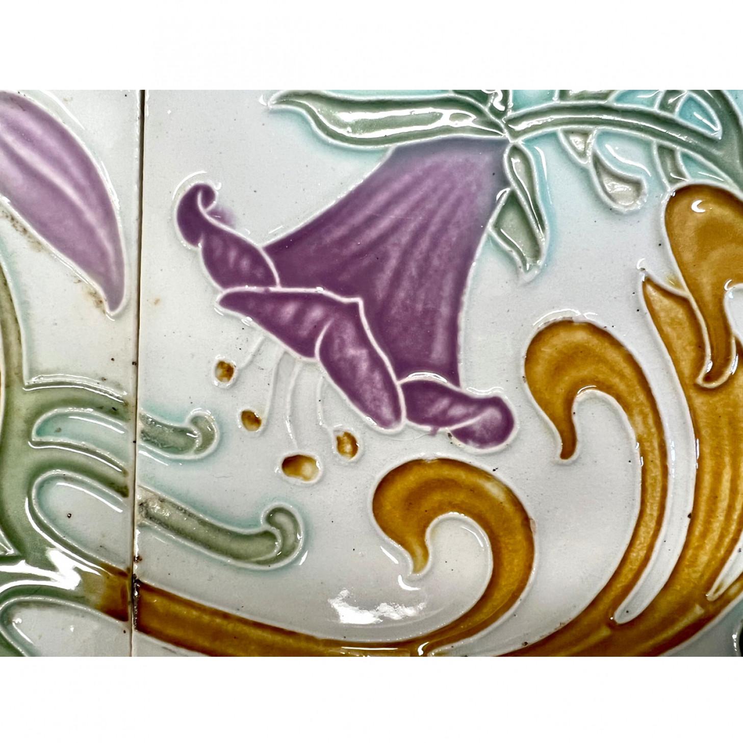 Art Nouveau Diverse piastrelle a rilievo antiche di Le Glaive, anni '20 in vendita