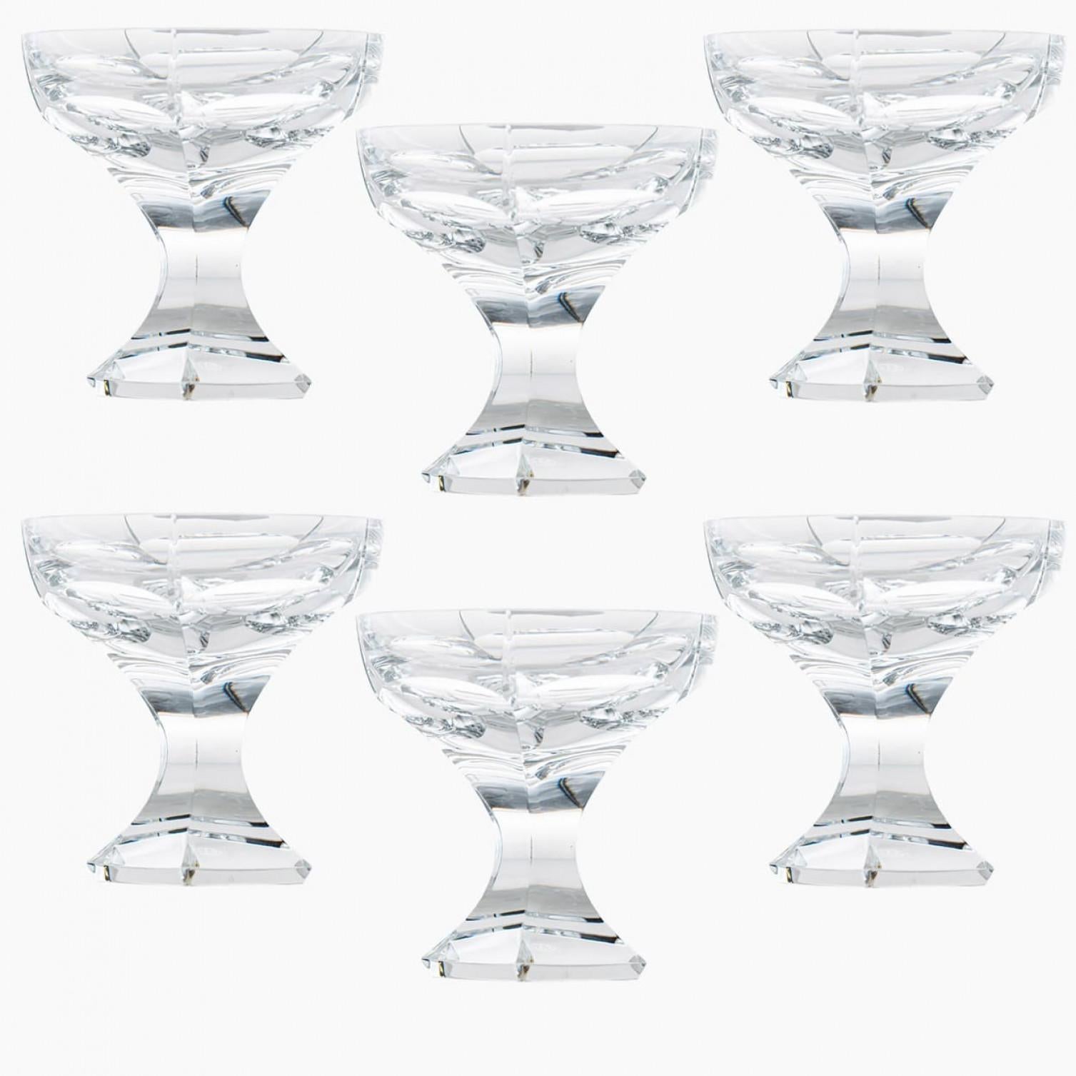 Mehrere Baccarat Kristall Quecksilber Champagner Coupe, Frankreich (Handgefertigt) im Angebot