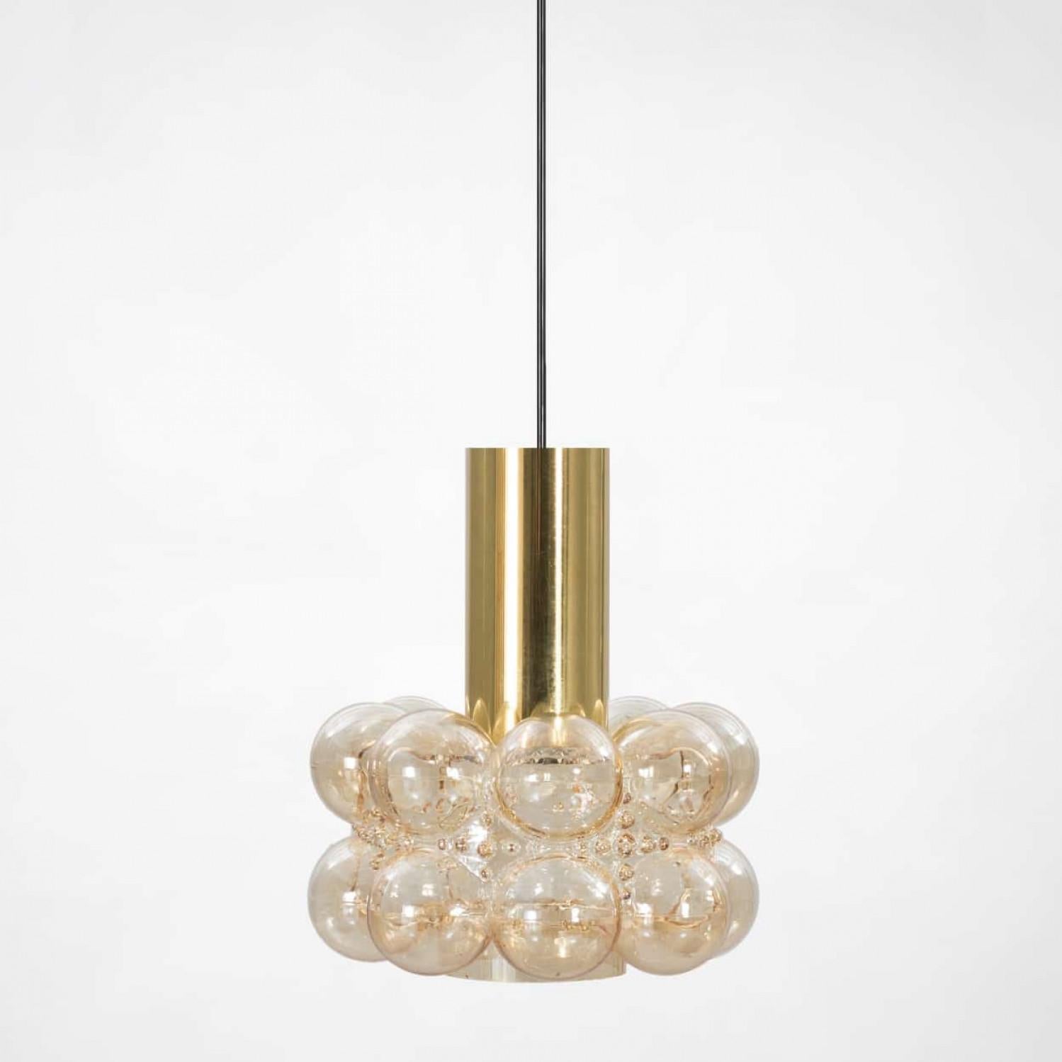 Mehrere schöne Pendelleuchten aus Blasenglas von Helena Tynell, 1960 im Angebot 2