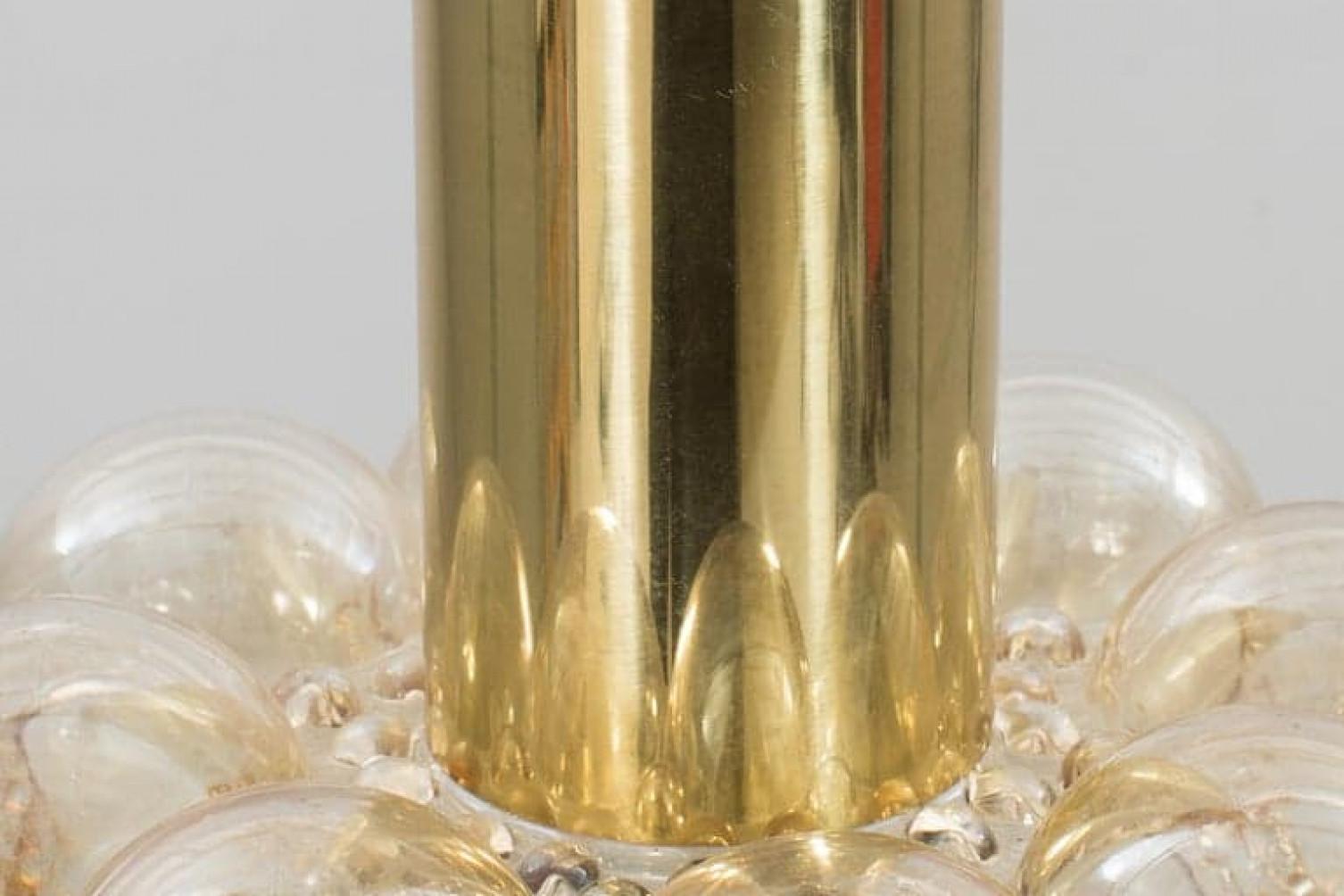 Mehrere schöne Pendelleuchten aus Blasenglas von Helena Tynell, 1960 (Beschichtet) im Angebot