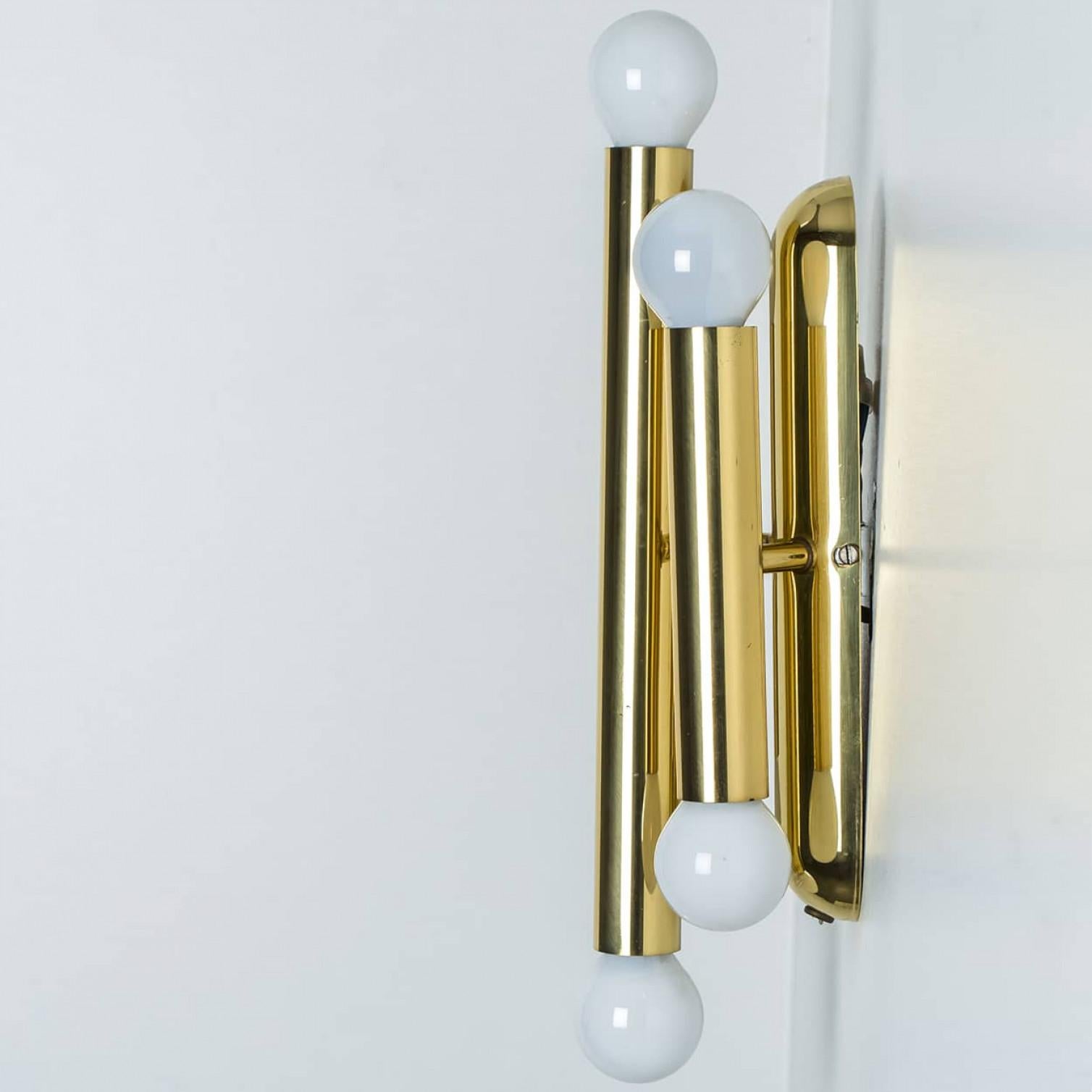 Varios apliques de latón de Sciolari Lighting, Italia Años 70 Italiano en venta