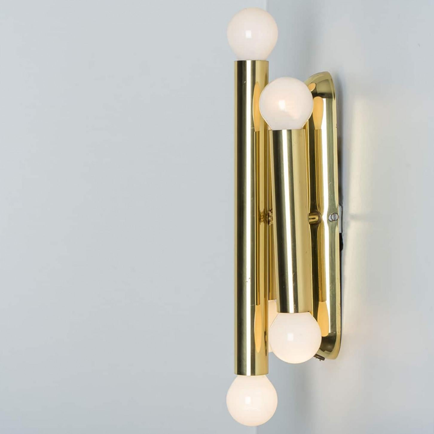 Varios apliques de latón de Sciolari Lighting, Italia Años 70 Chapado en venta