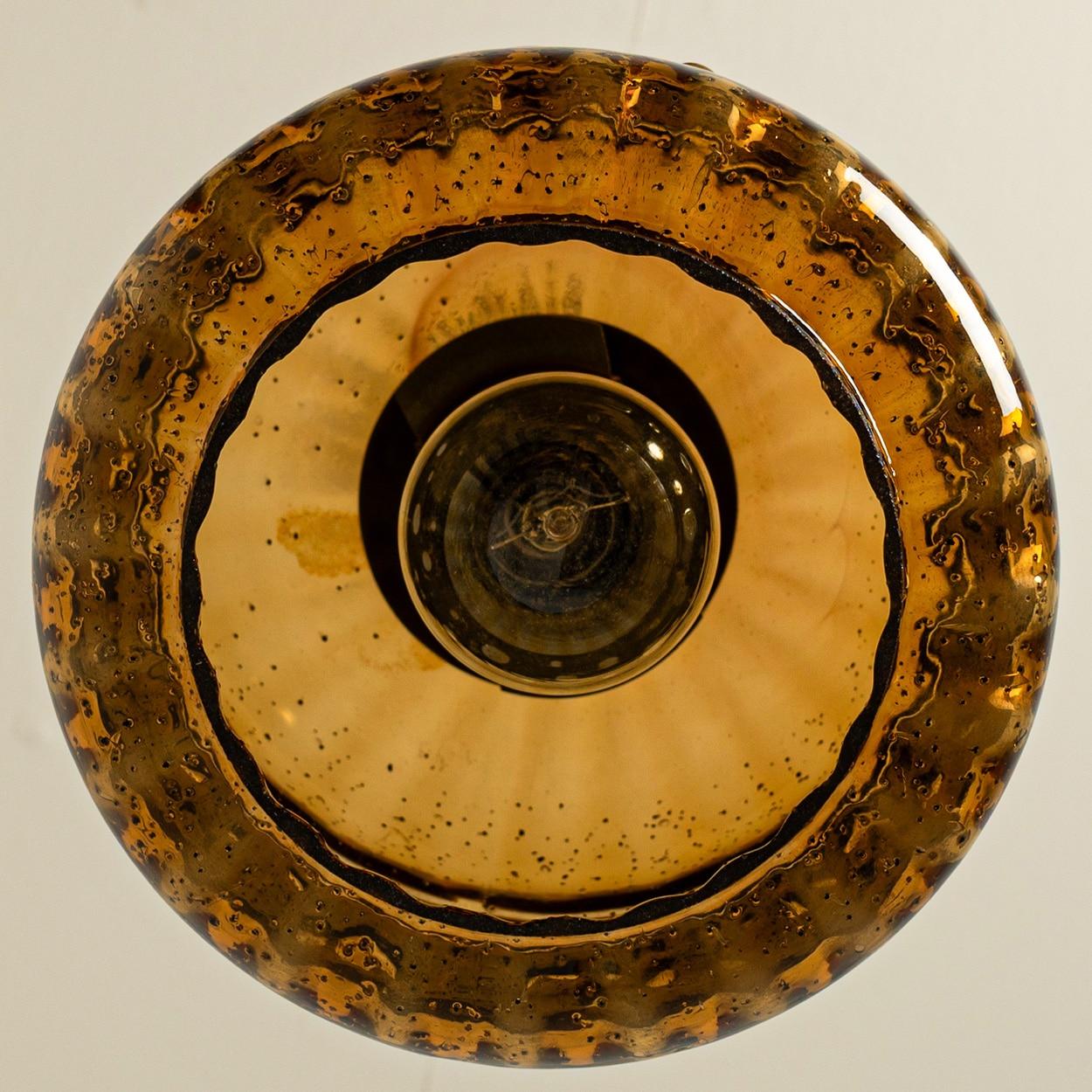 Several Brutalist Copper Glass Pendant Lamp in the style of Nanny Still, 1960 en venta 4